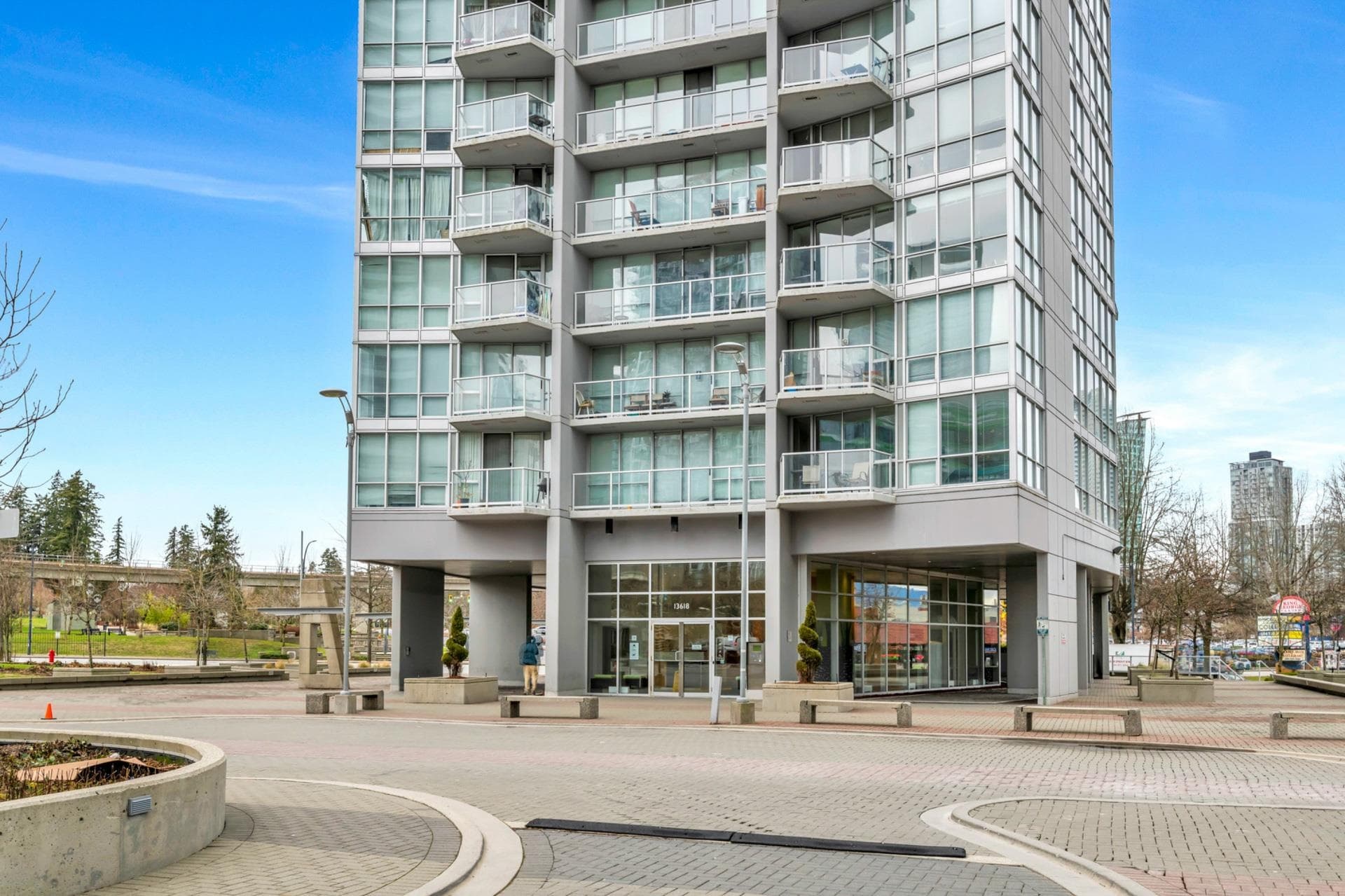 3106 - 13618 100 Avenue, Surrey, V3T 0A8 — photo 3