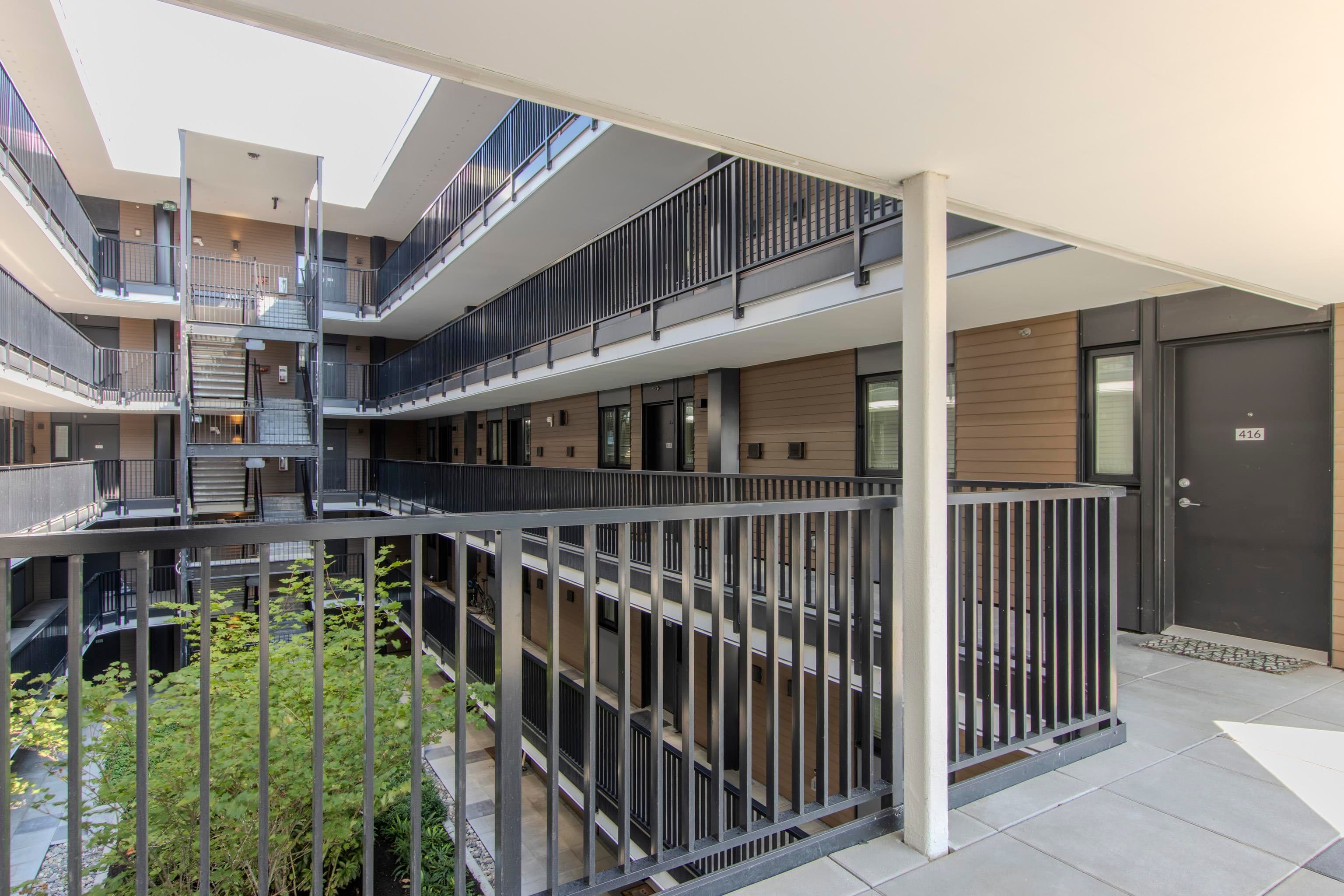 416 - 1365 Pemberton Avenue, Squamish, V8B 1B7 — photo 2