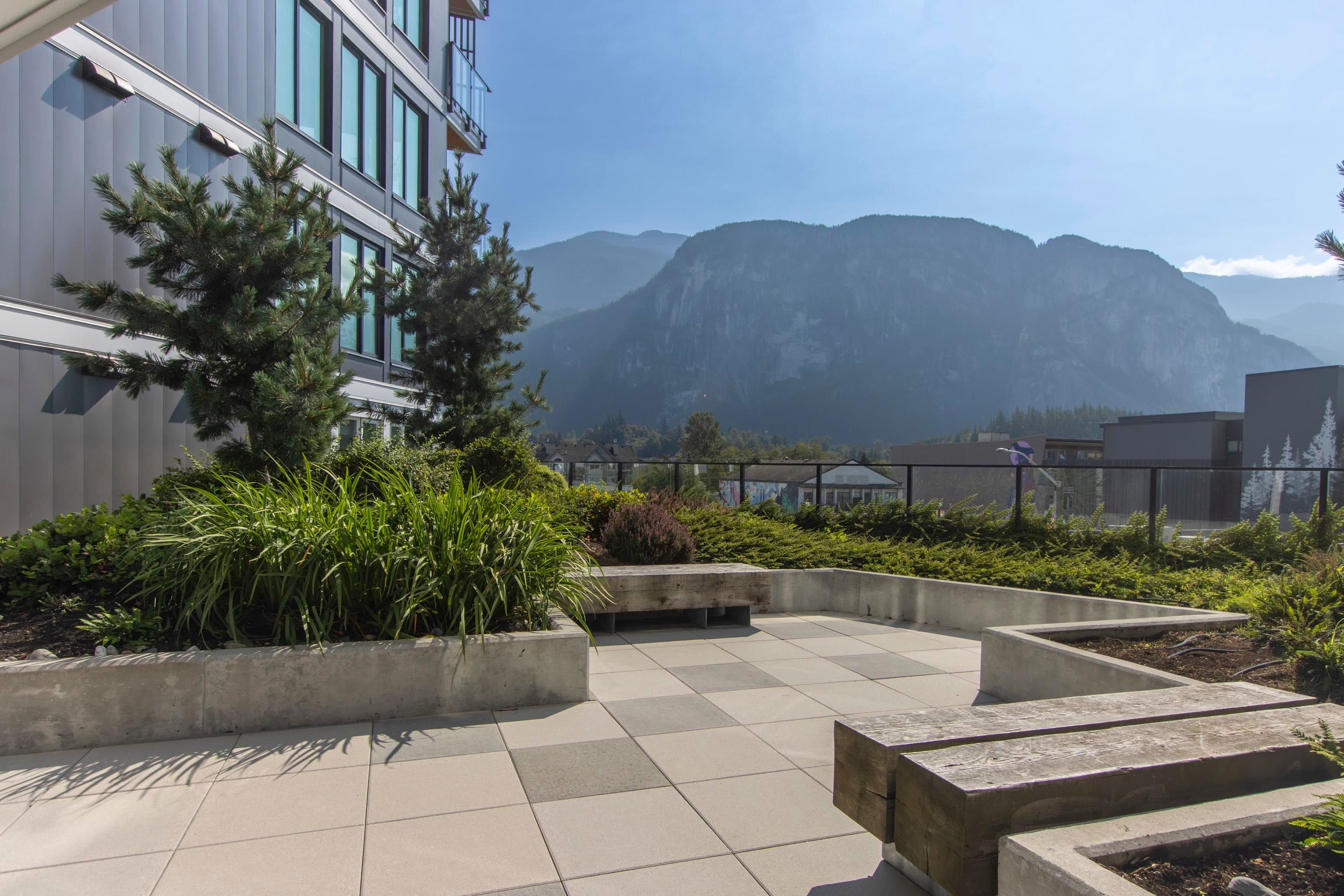 416 - 1365 Pemberton Avenue, Squamish, V8B 1B7 — photo 3