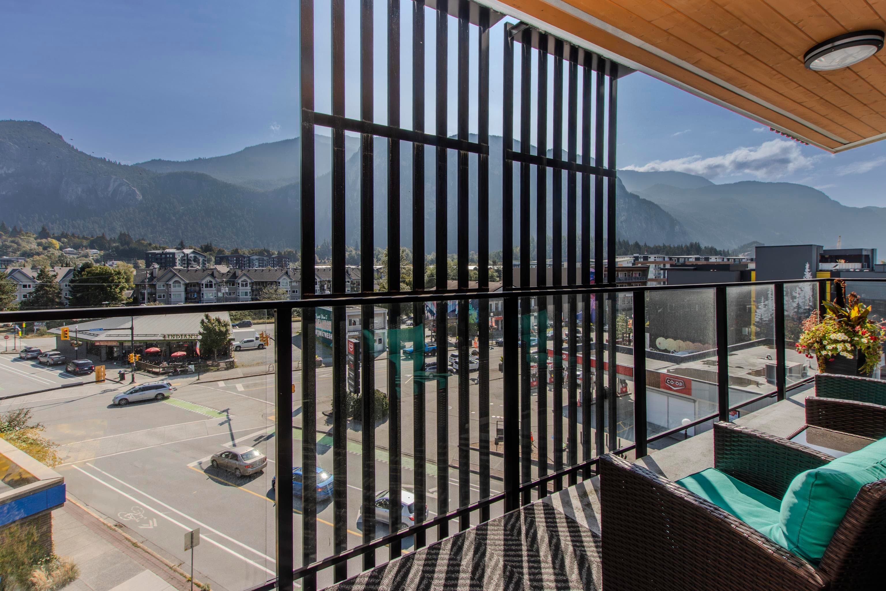 416 - 1365 Pemberton Avenue, Squamish, V8B 1B7 — photo 4