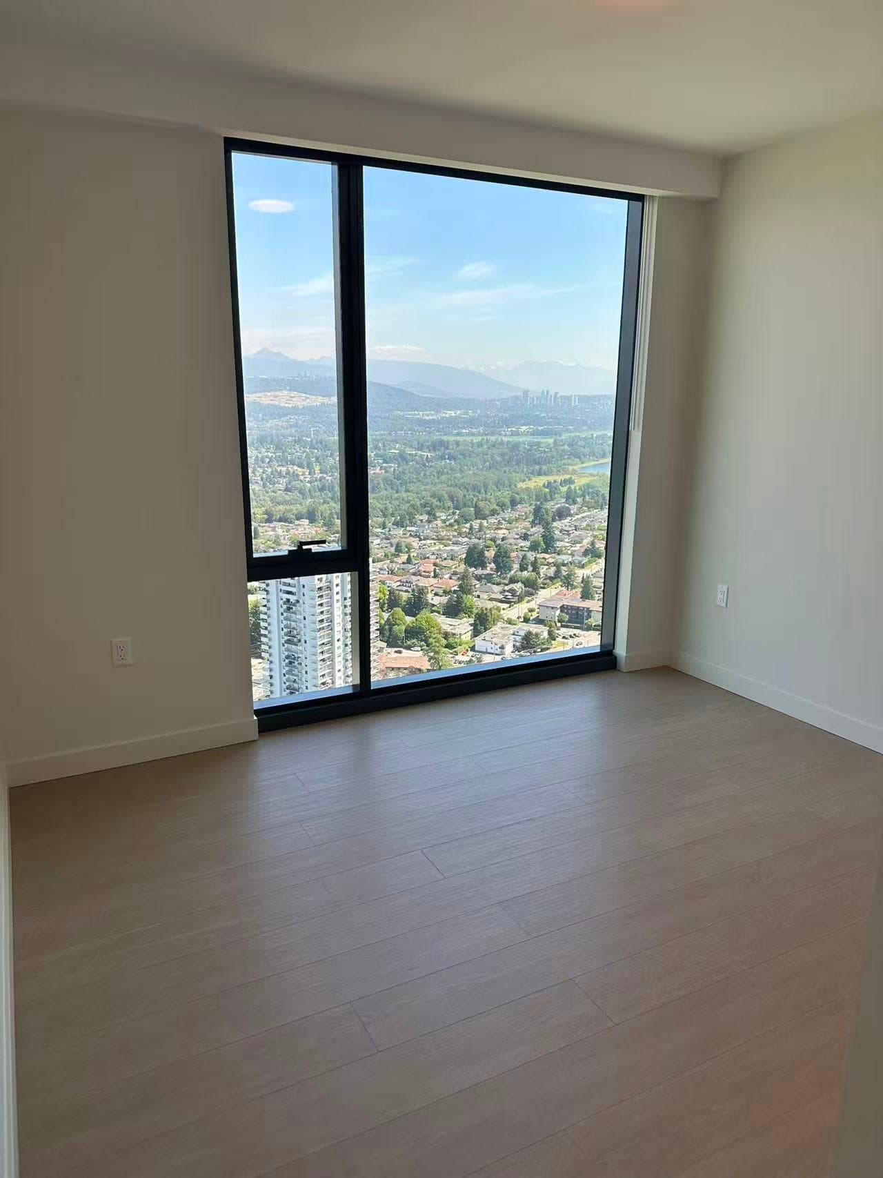 3807 - 5987 Wilson Avenue, Burnaby, V5H 0L7 — photo 2
