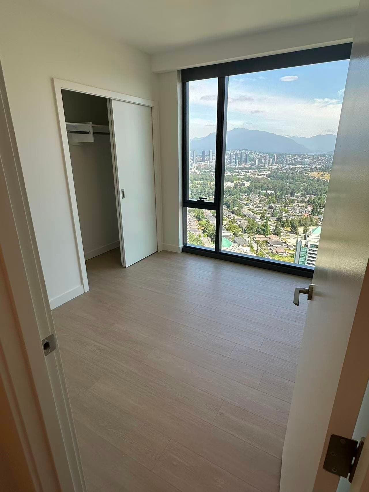 3807 - 5987 Wilson Avenue, Burnaby, V5H 0L7 — photo 5