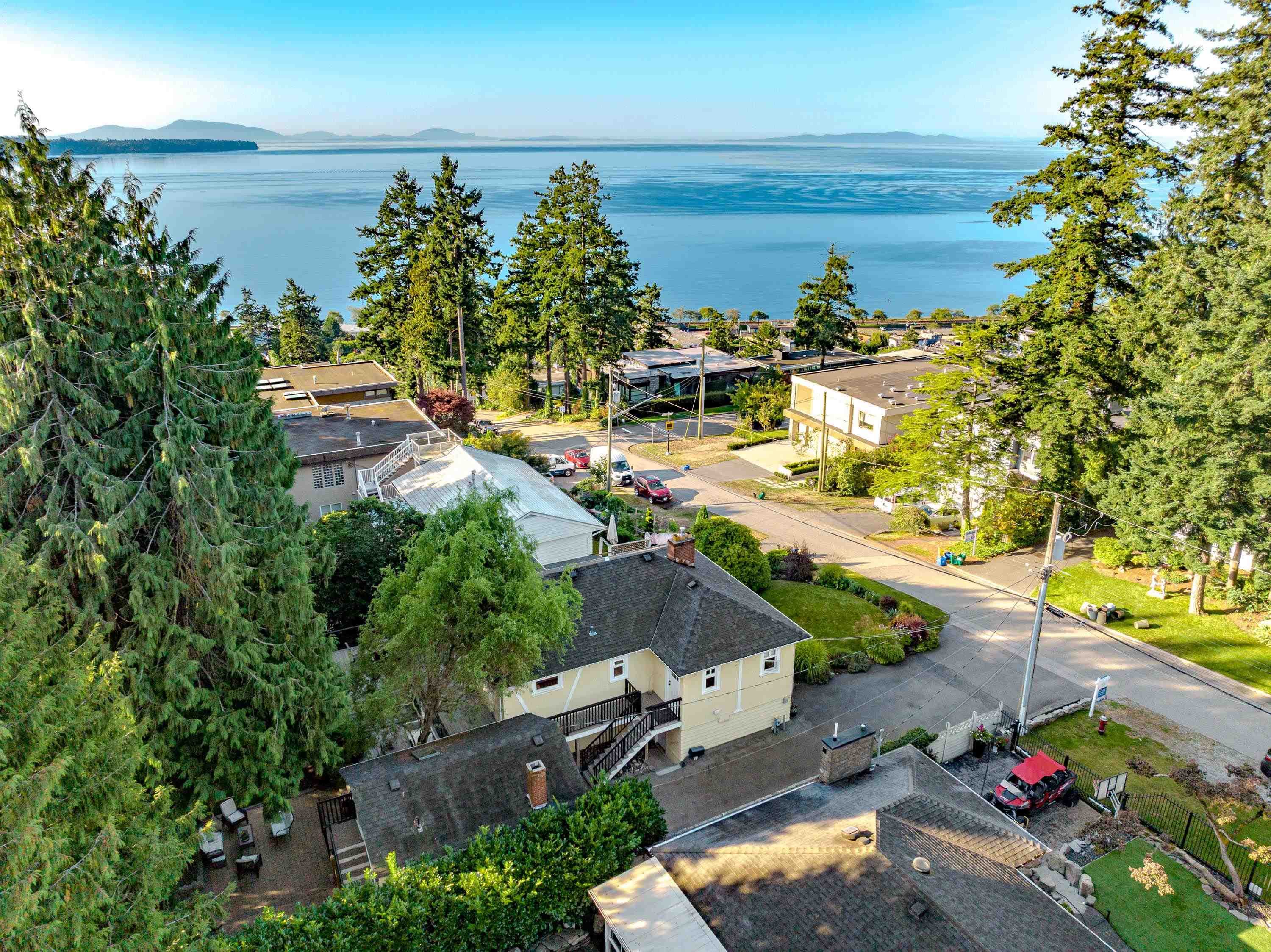 1350 Everall Street, White Rock, V4B 3S6 — photo 3