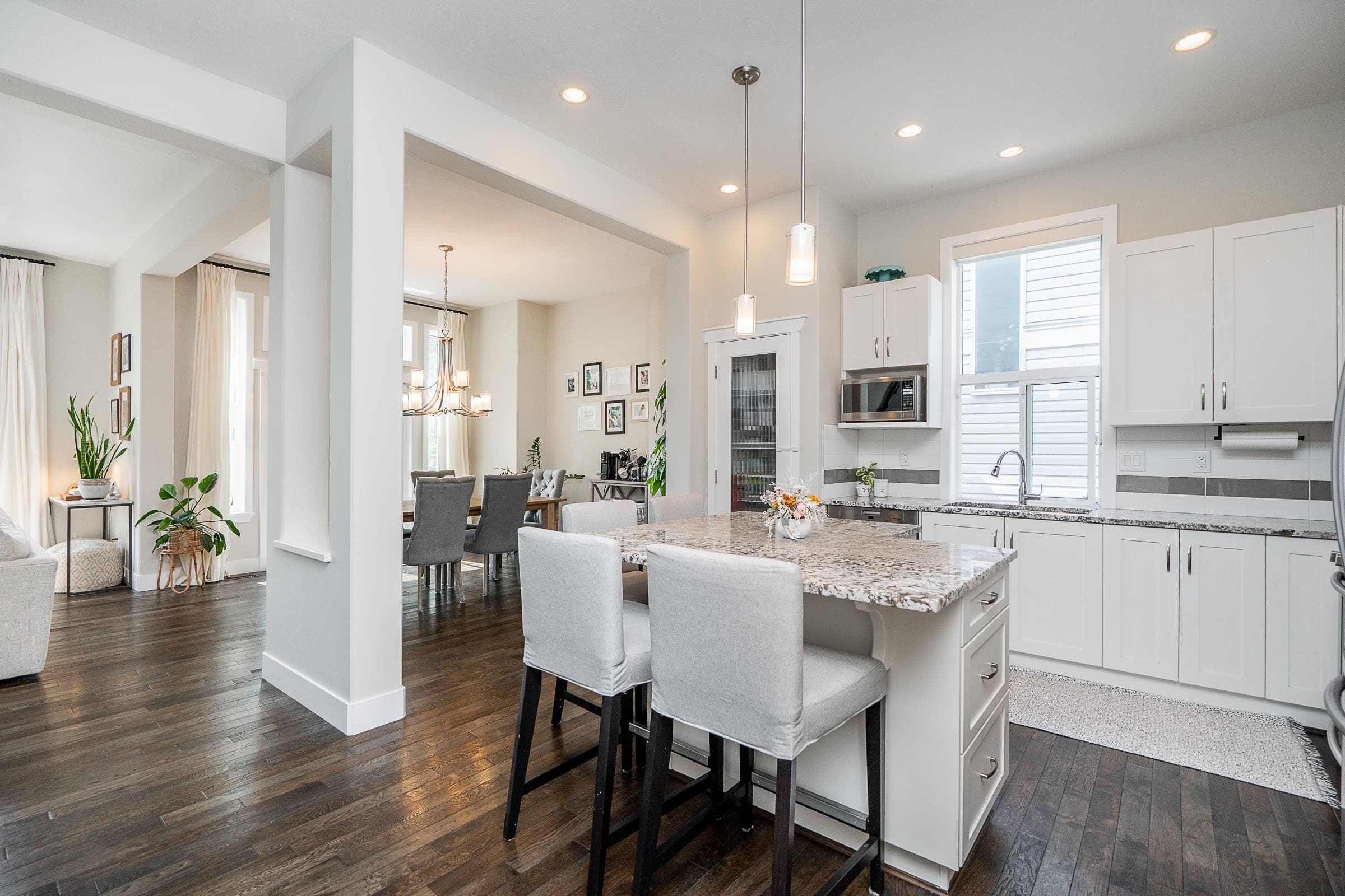 3466 Galloway Avenue, Coquitlam, V3E 0H7 — photo 3