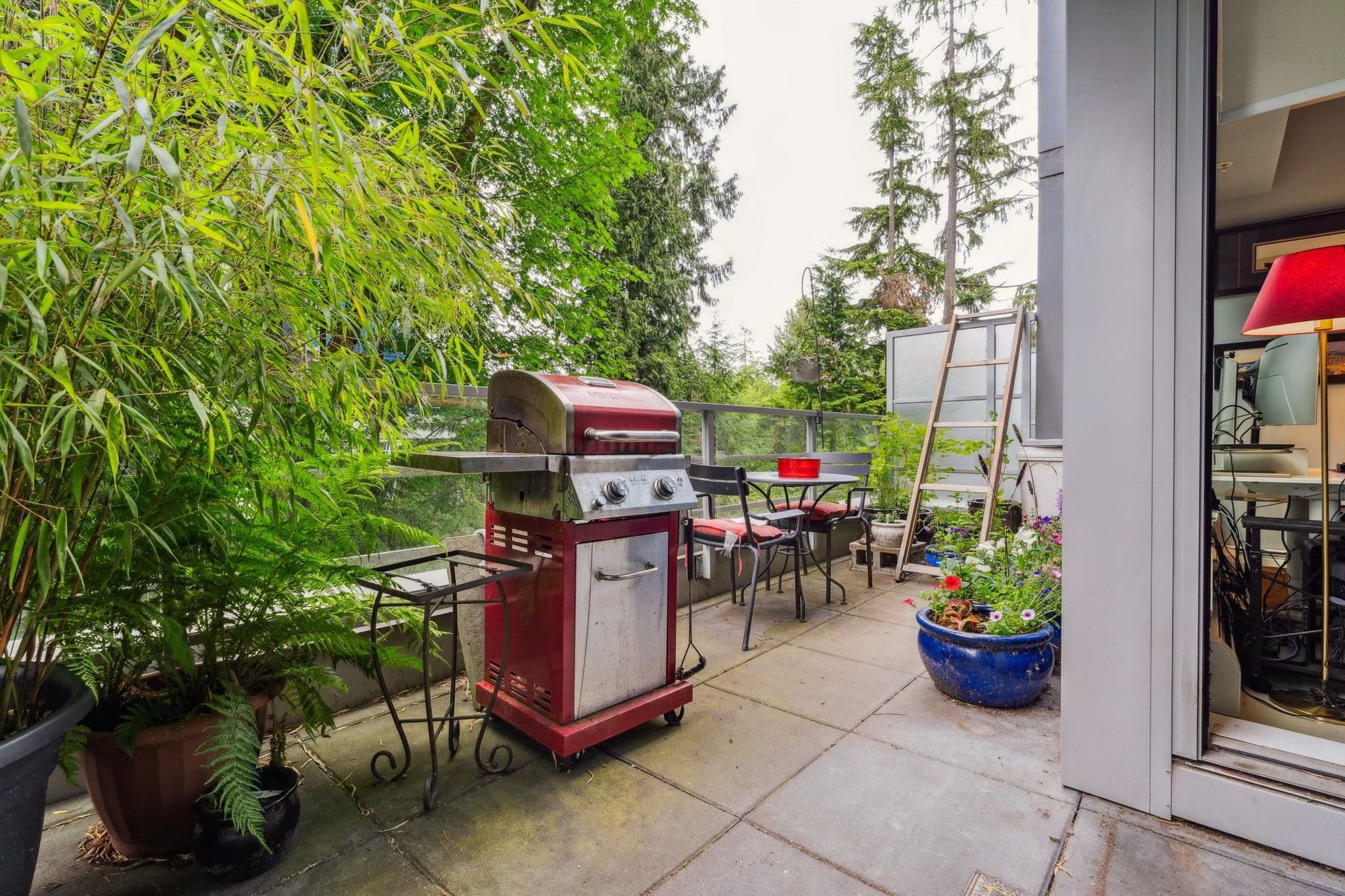 002 - 9060 University Crescent, Burnaby, V5A 0E1 — photo 4