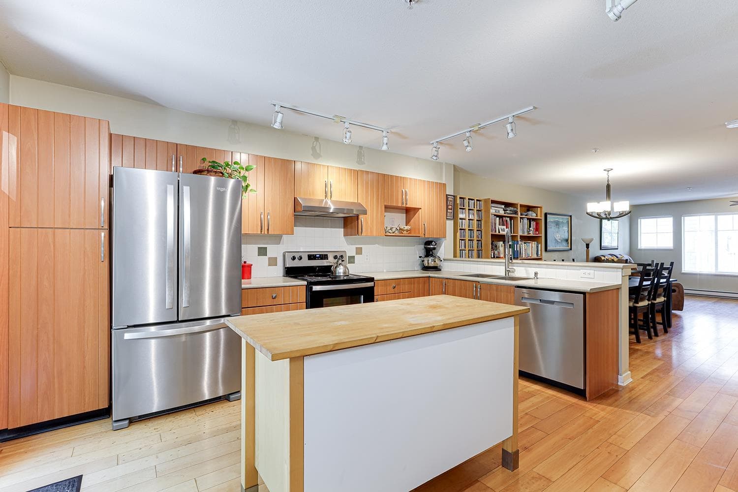 60 - 20761 Duncan Way, Langley, V3A 9L4 — photo 4