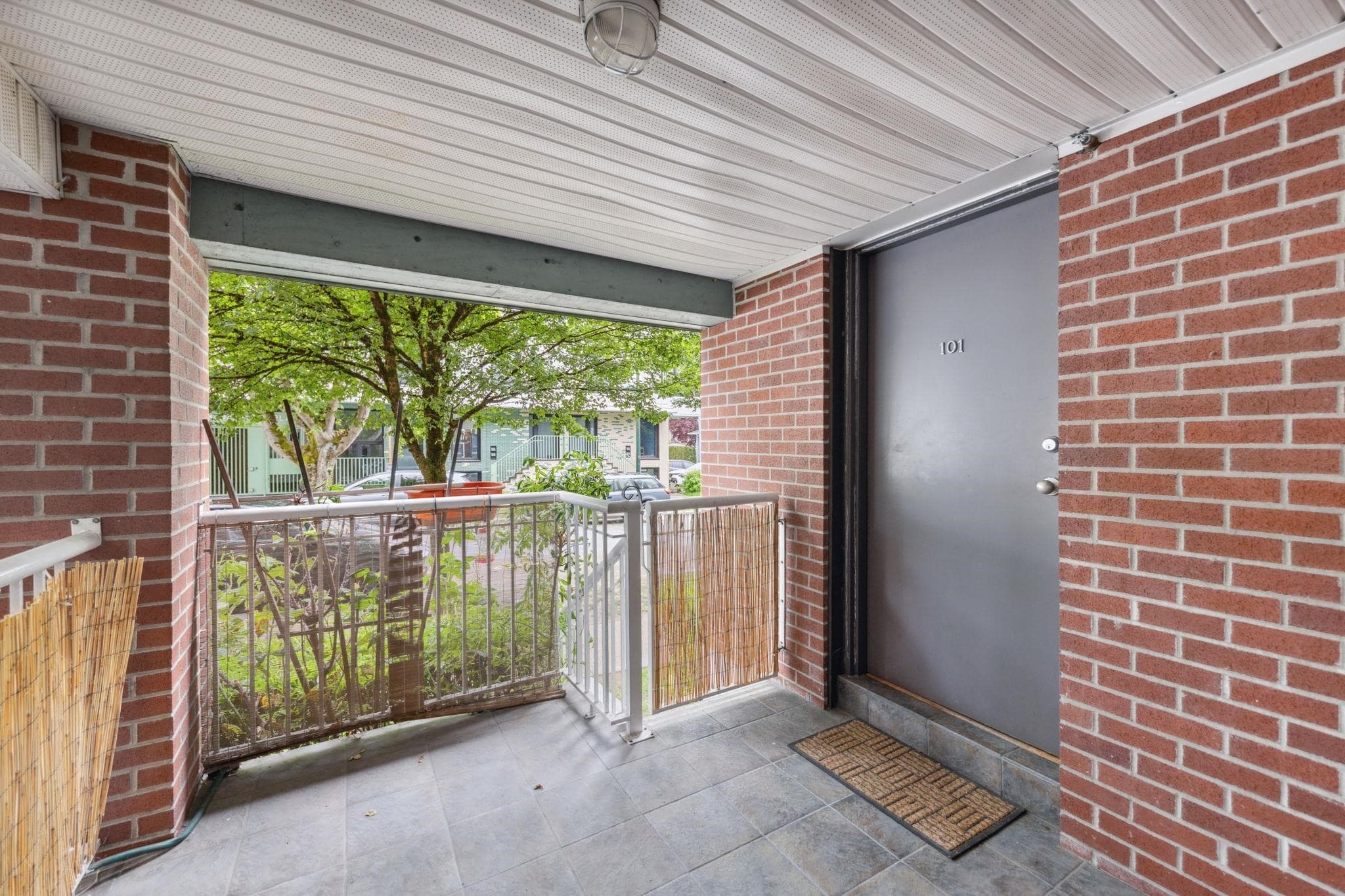 101 - 189 Ontario Place, Vancouver, V5W 4C6 — photo 4