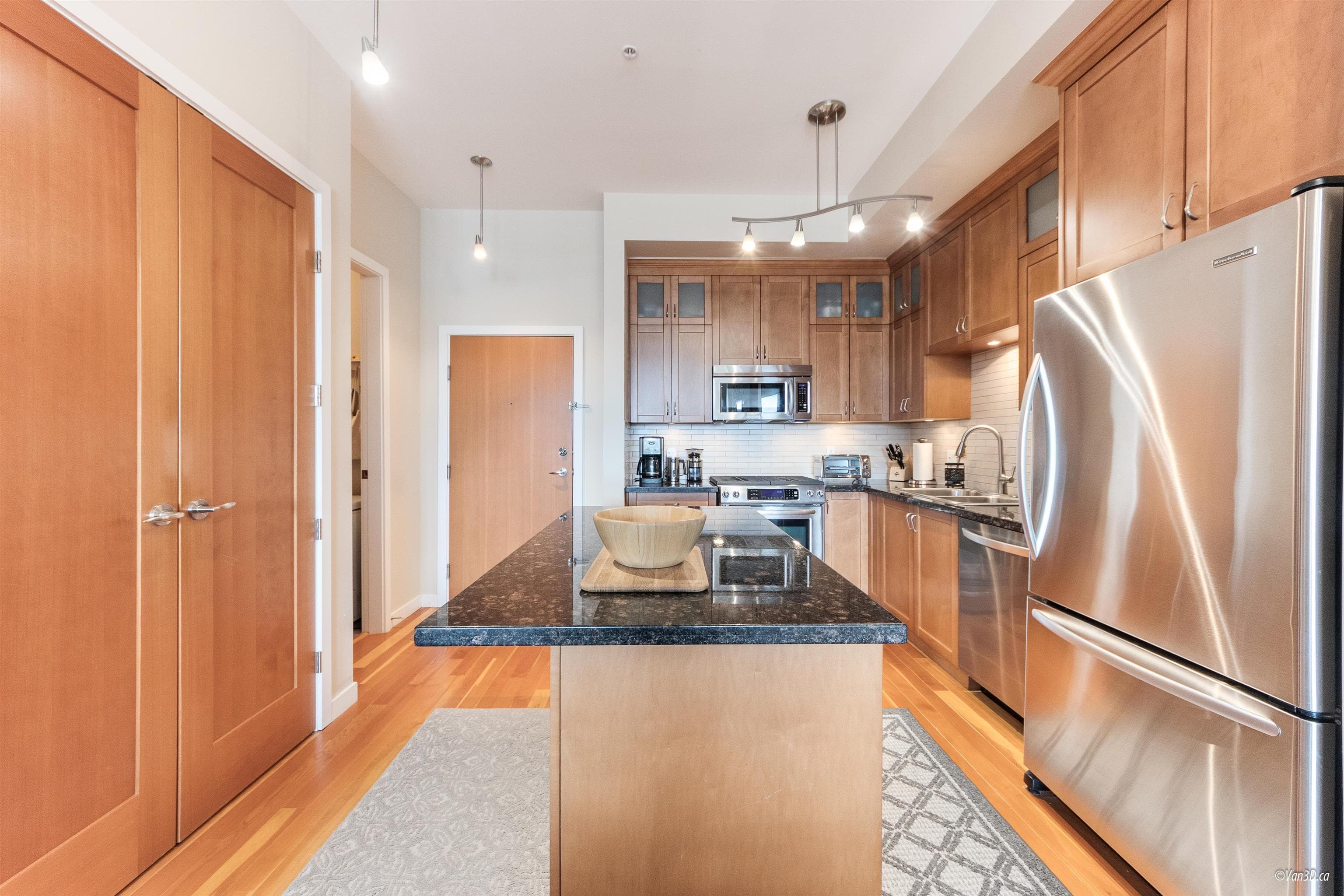 306 - 240 Salter Street, New Westminster, V3M 0C1 — photo 3