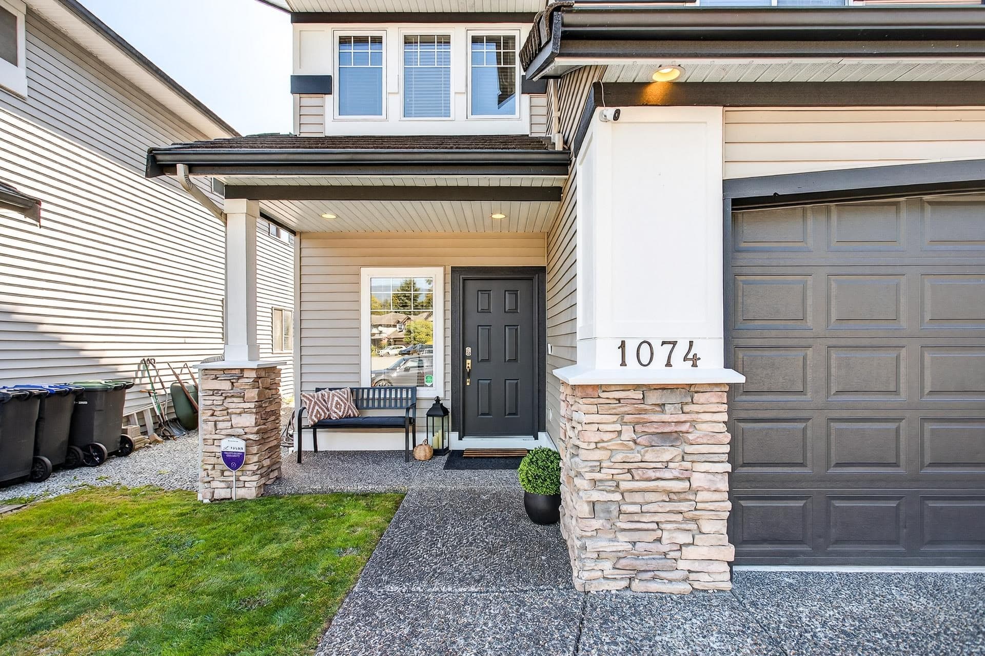 1074 Amazon Drive, Port Coquitlam, V3B 8C1 — photo 3