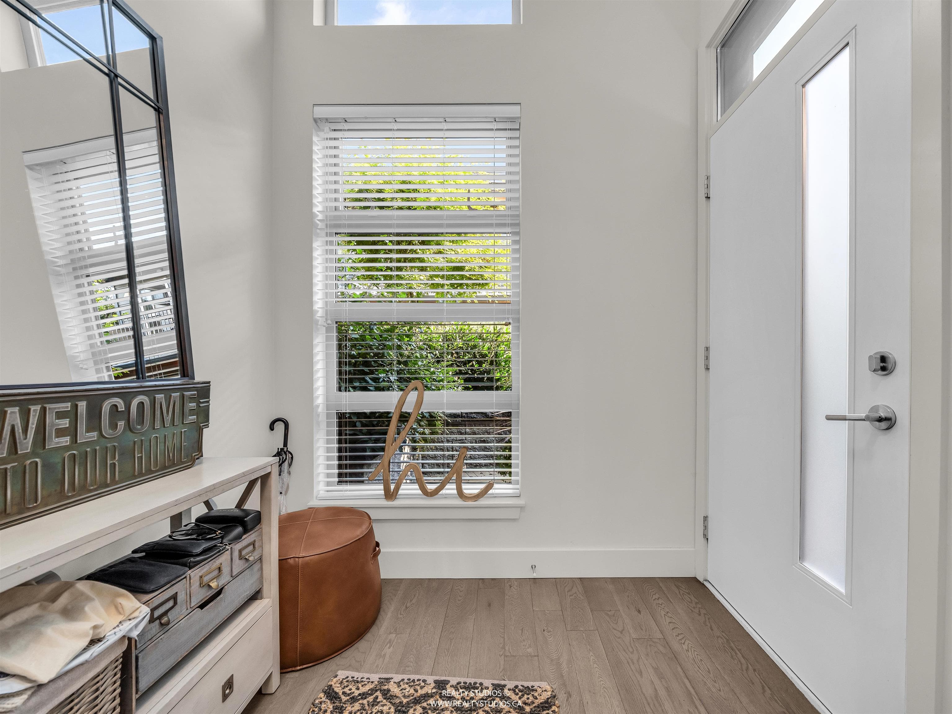 8 - 244 E 5th Street, North Vancouver, V7L 1L7 — photo 2