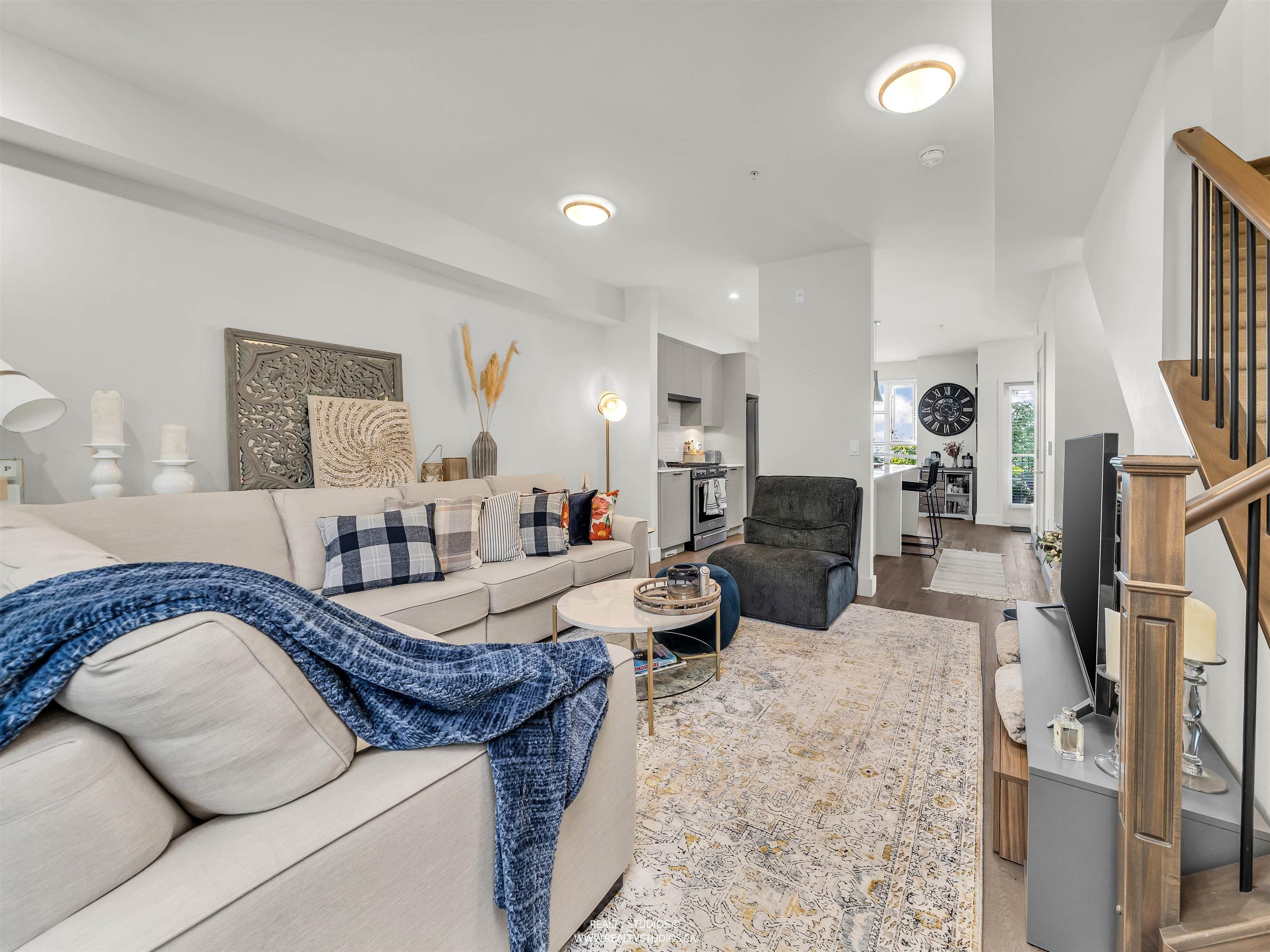8 - 244 E 5th Street, North Vancouver, V7L 1L7 — photo 4