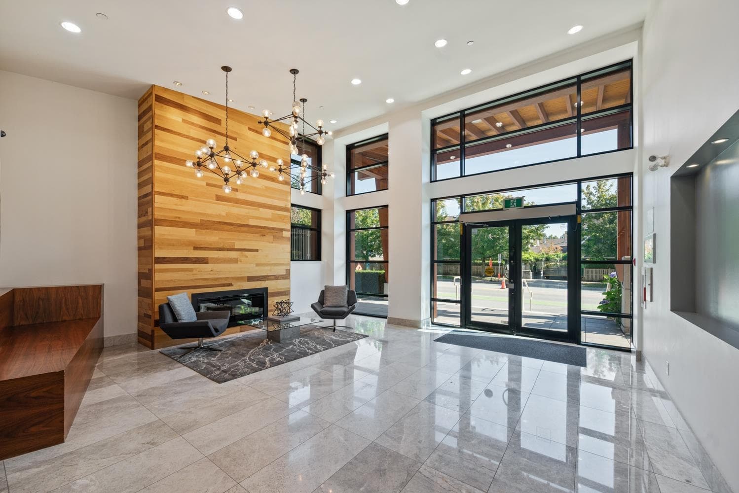 206 - 2665 Mountain Highway, North Vancouver, V7J 0A8 — photo 4
