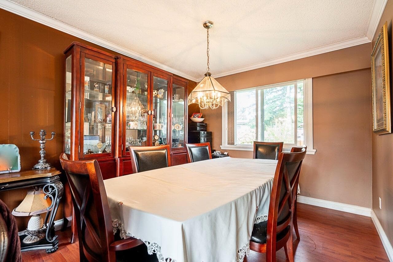 11707 82b Avenue, Delta, V4C 2E8 — photo 5