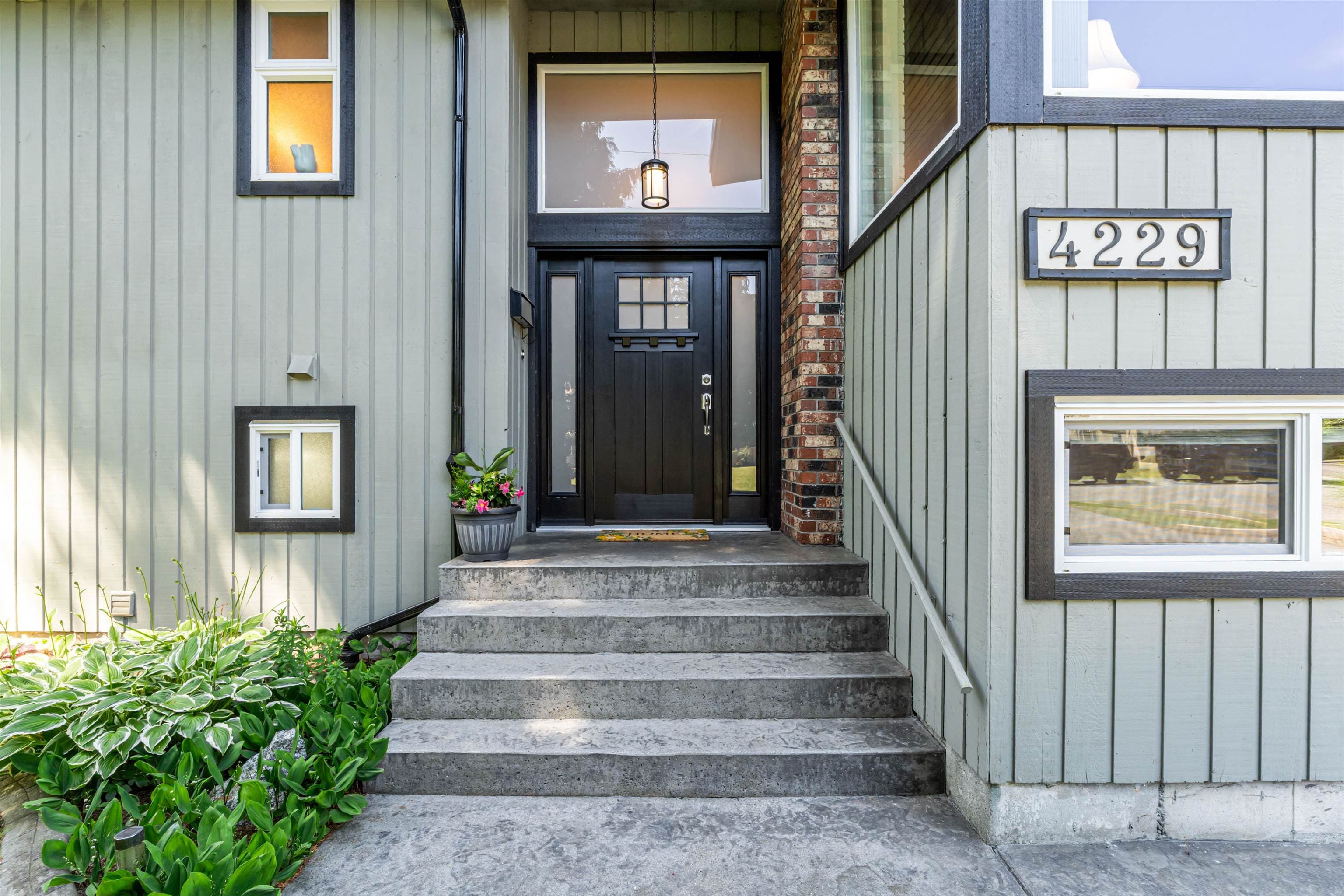 4229 196b Street, Langley, V3A 1A9 — photo 4