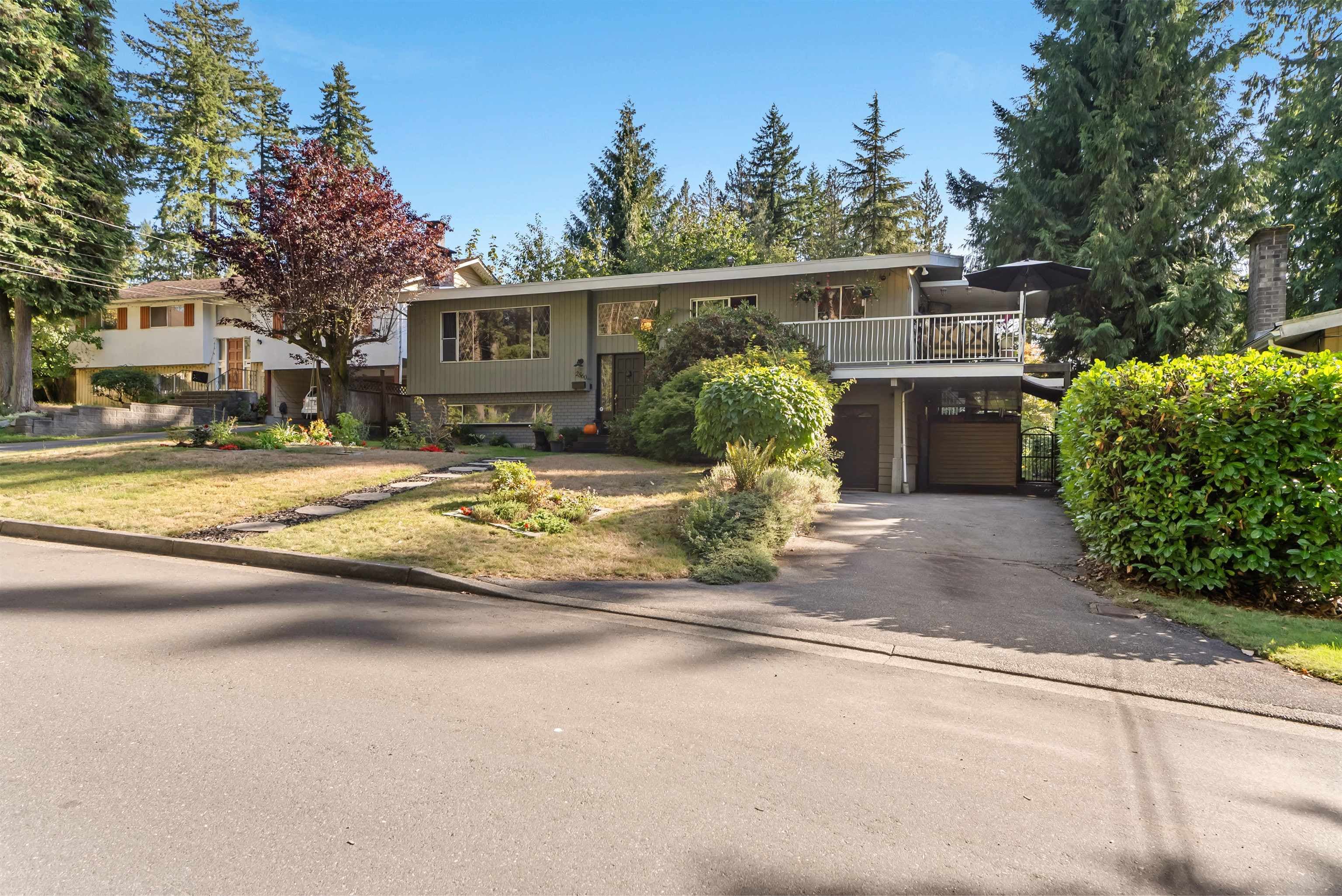 2560 Haversley Avenue, Coquitlam, V3J 1W5 — photo 2