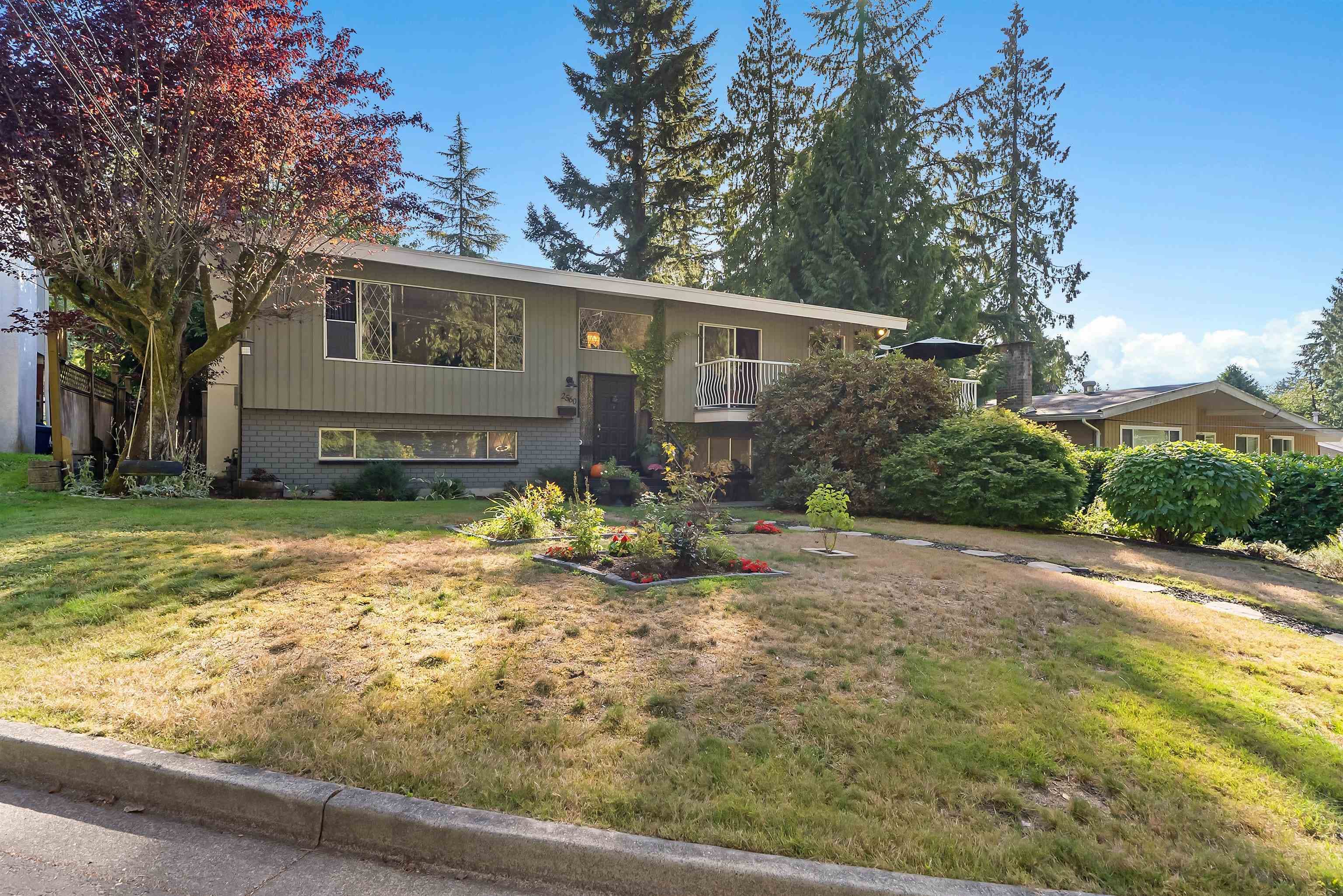 2560 Haversley Avenue, Coquitlam, V3J 1W5 — photo 3