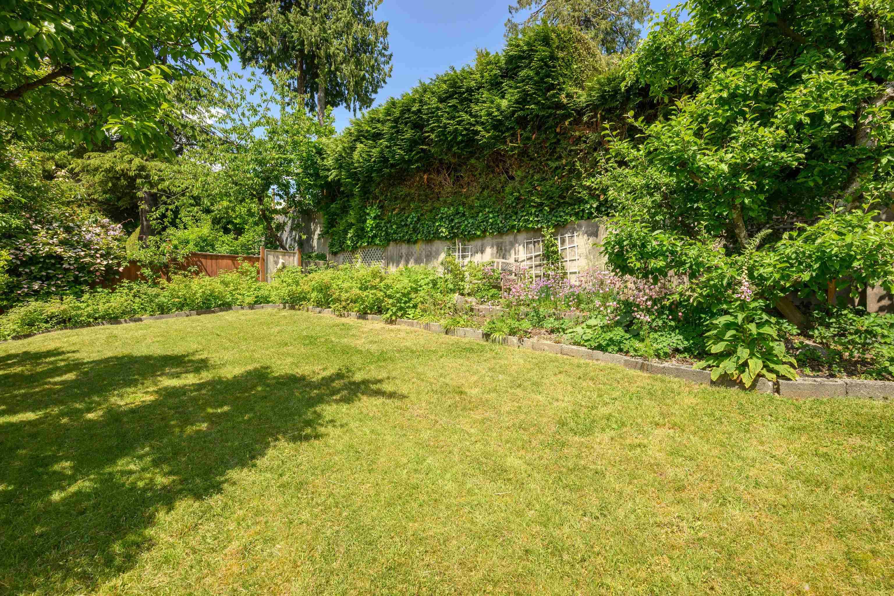 2527 Arundel Lane, Coquitlam, V3K 5R9 — photo 3