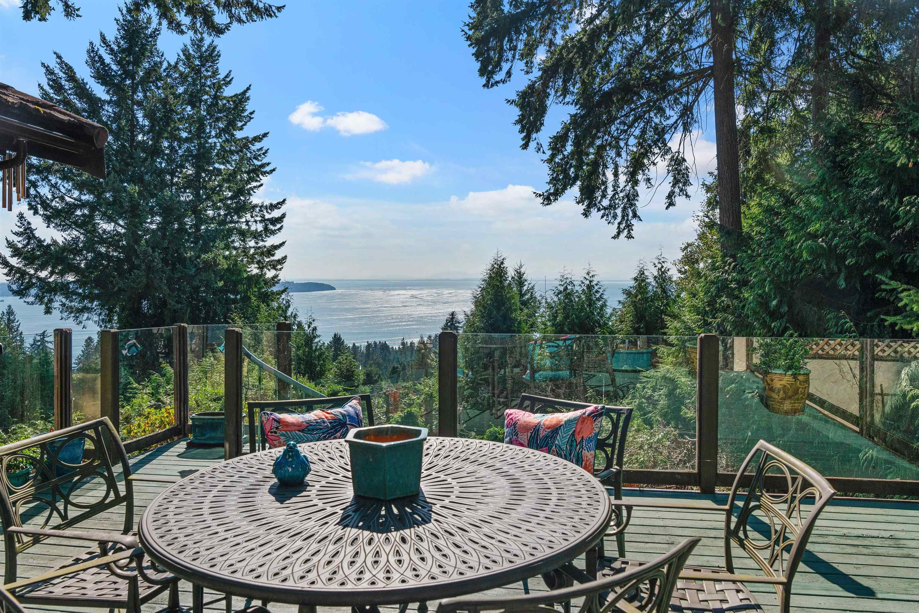 2235 Chairlift Road, West Vancouver, V7S 2T4 — photo 5
