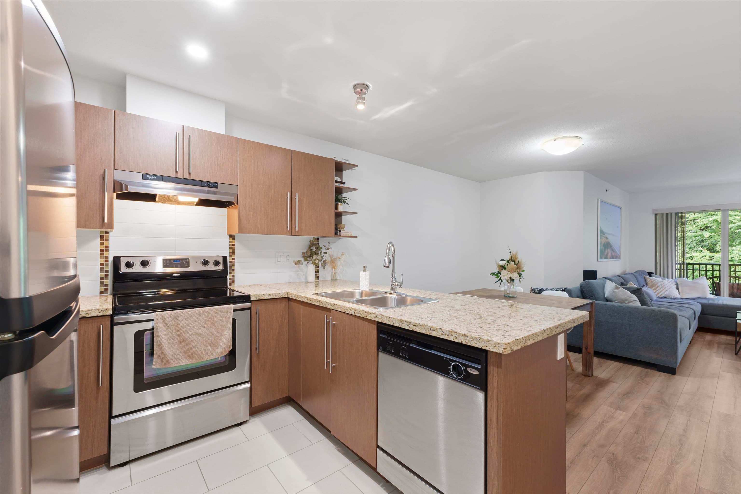 419 - 2088 Beta Avenue, Burnaby, V5C 0C8 — photo 5