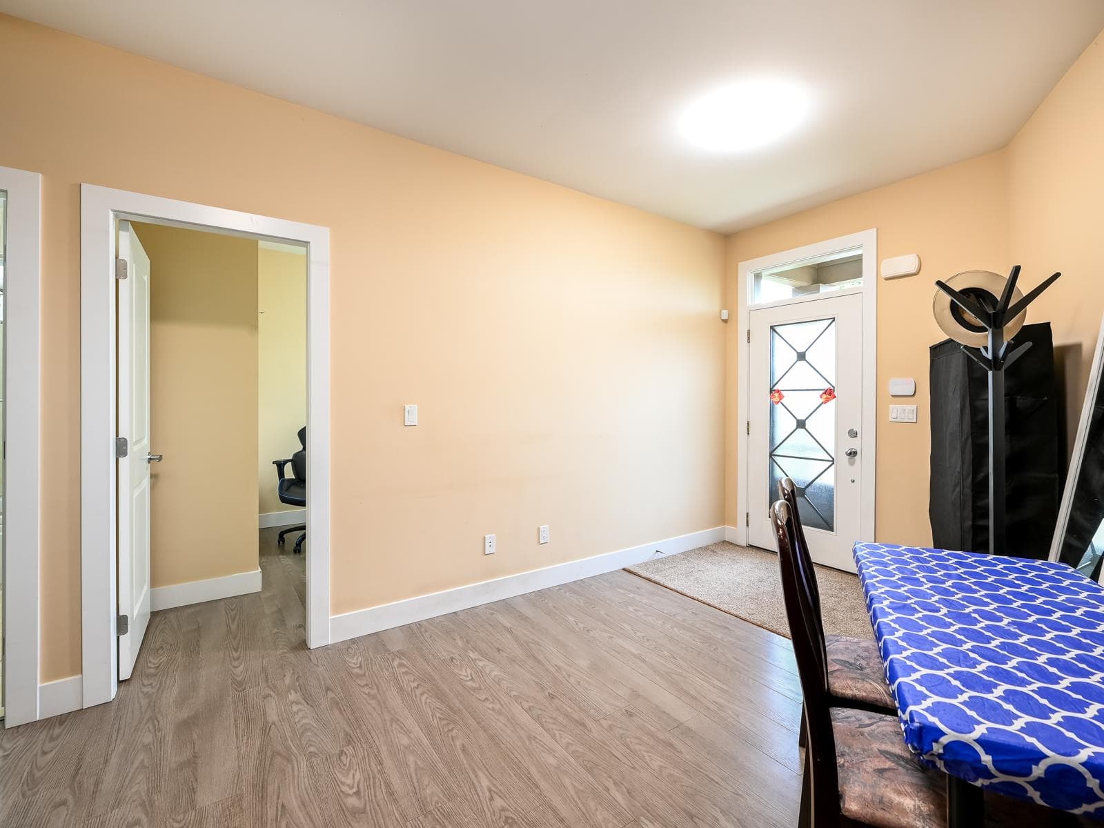 6050 Hardwick Street, Burnaby, V5G 1R6 — photo 4