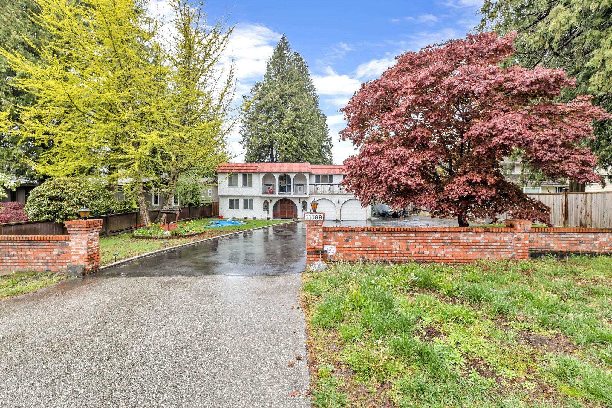 11199 92a Avenue, Delta, V4C 3L9 — photo 1