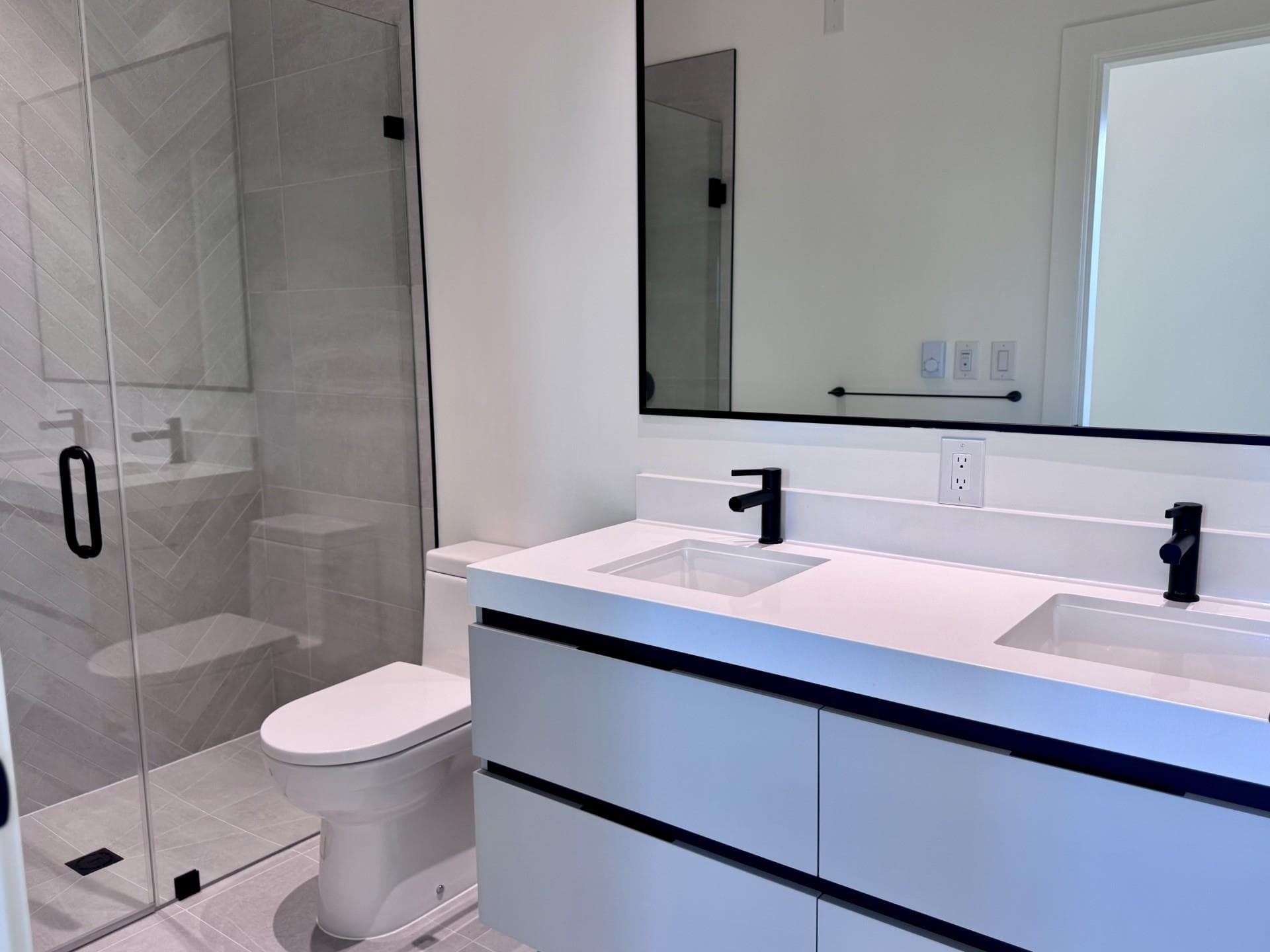 503 - 2235 E Broadway, Vancouver, V5N 0J5 — photo 5