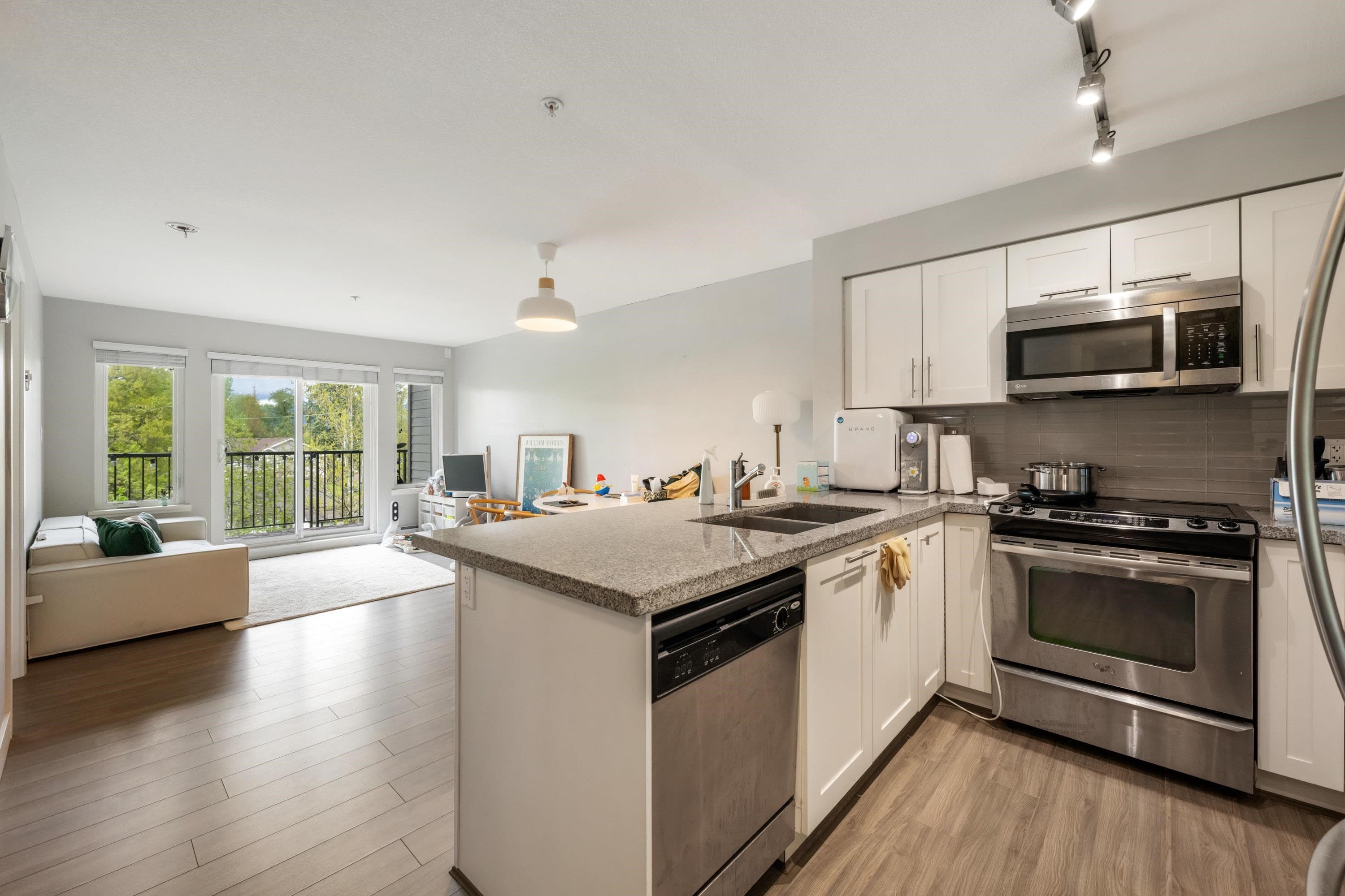 305 - 12075 Edge Street, Maple Ridge, V2X 9E6 — photo 5