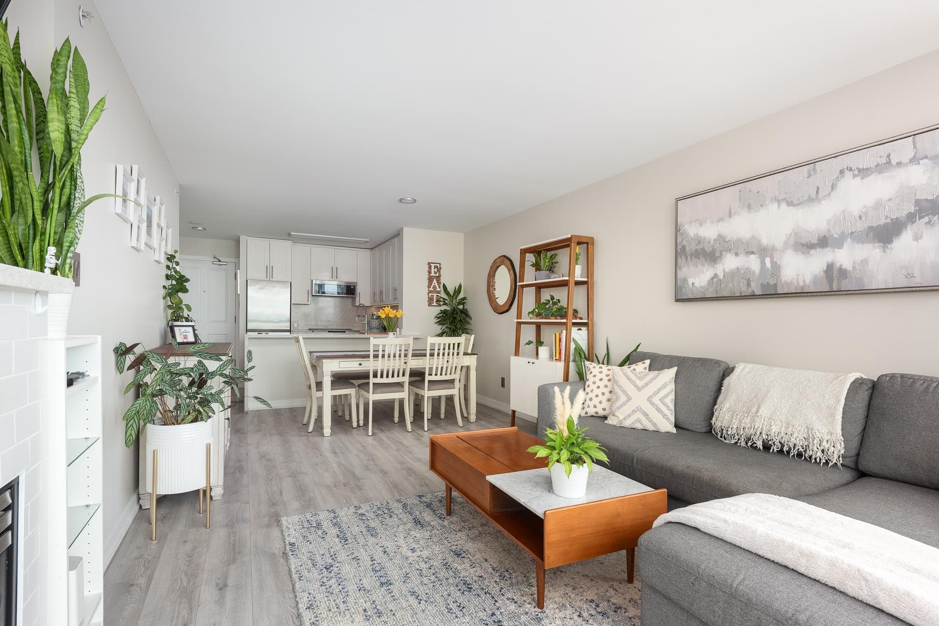 905 - 6659 Southoaks Crescent, Burnaby, V5E 4M9 — photo 4