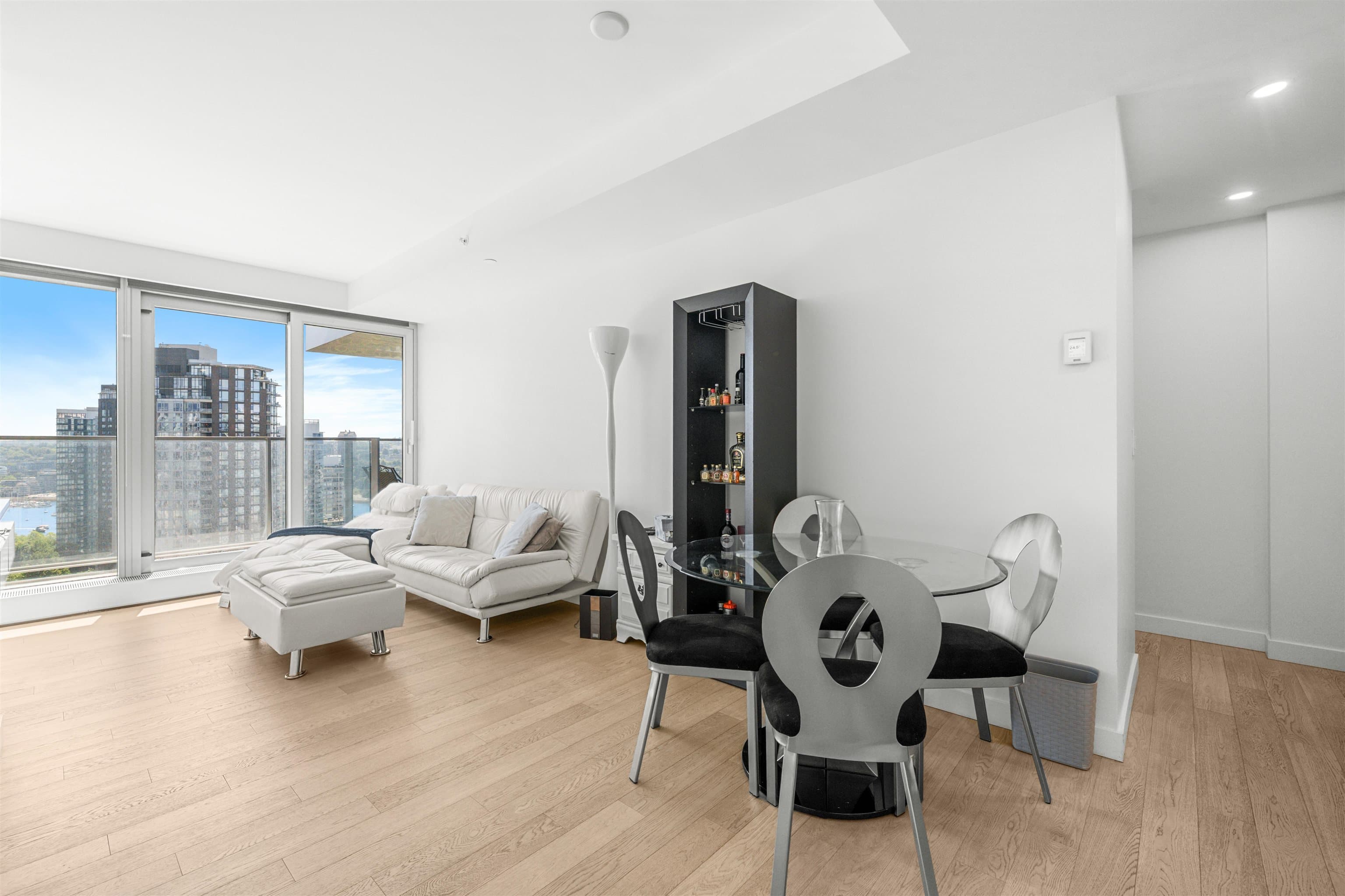 2609 - 1480 Howe Street, Vancouver, V6Z 0G5 — photo 5