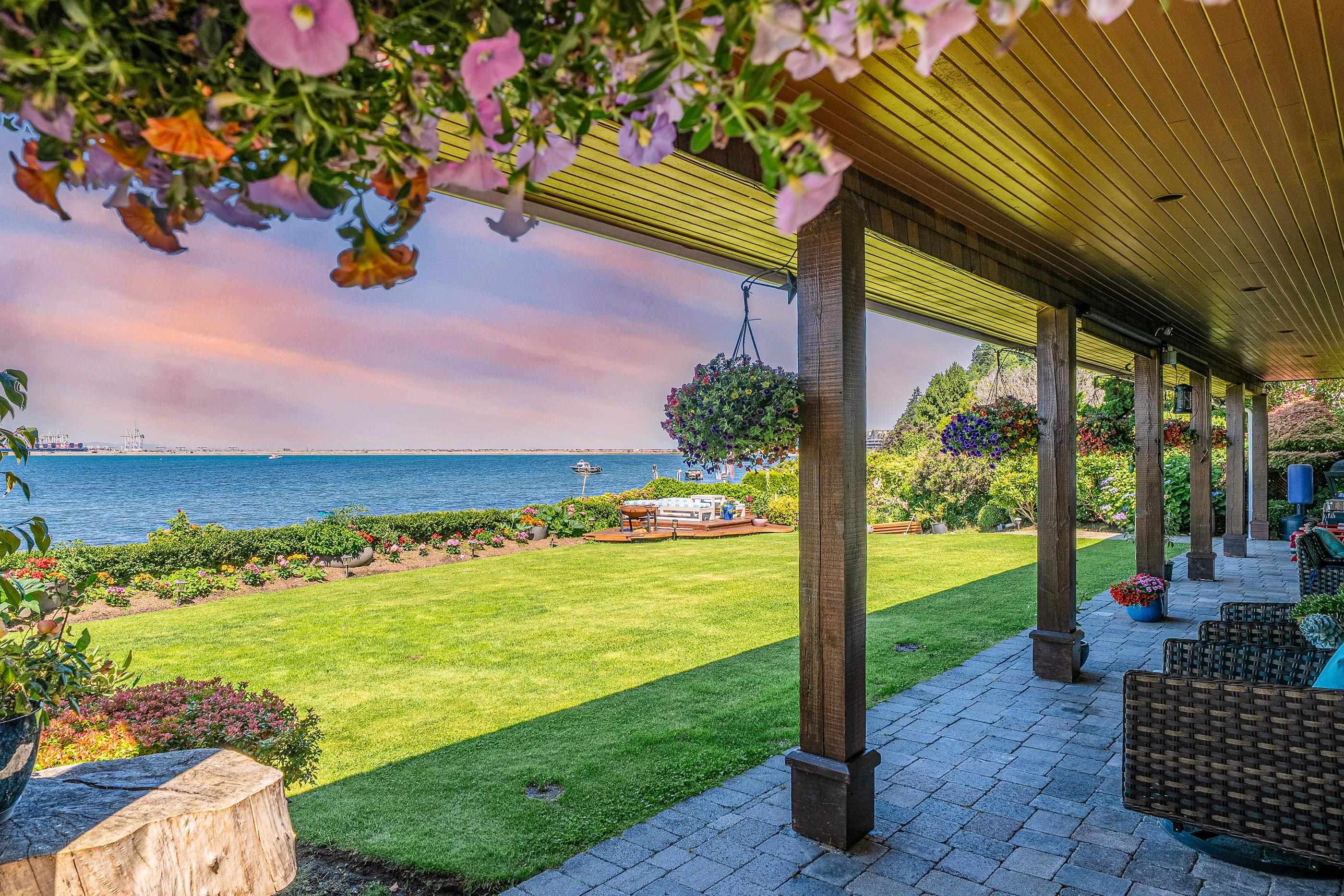 768 Tsawwassen Beach Road, Tsawwassen