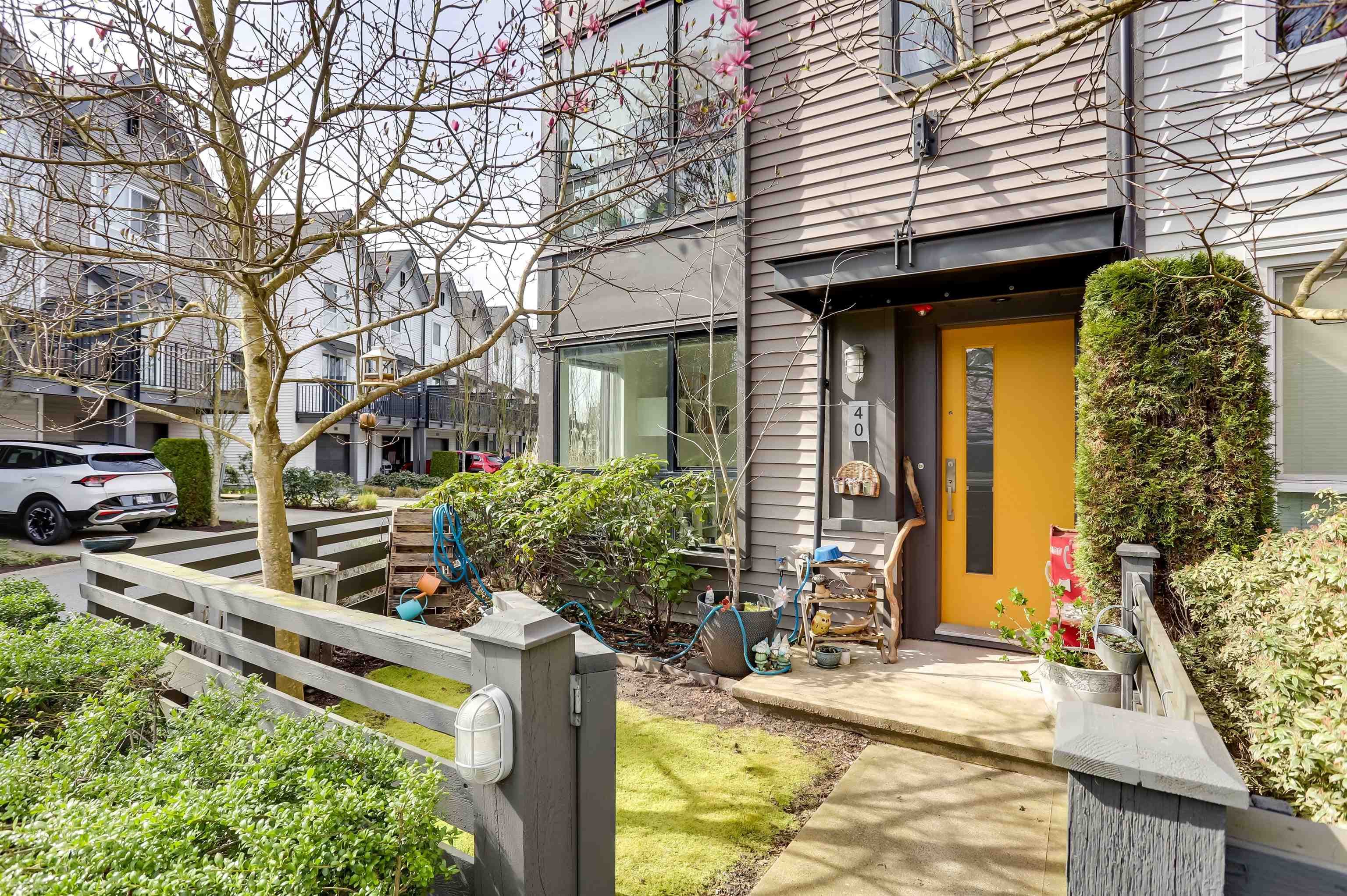 40 - 2325 Ranger Lane, Port Coquitlam, V3B 0K7 — photo 2