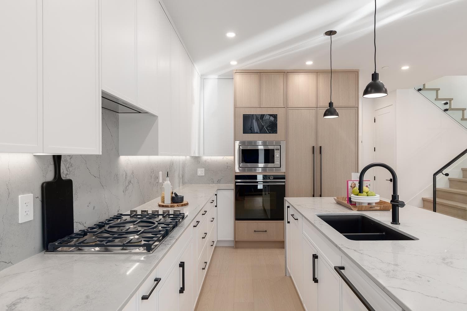 1 - 475 W 20th Avenue, Vancouver, V5Y 2C7 — photo 4