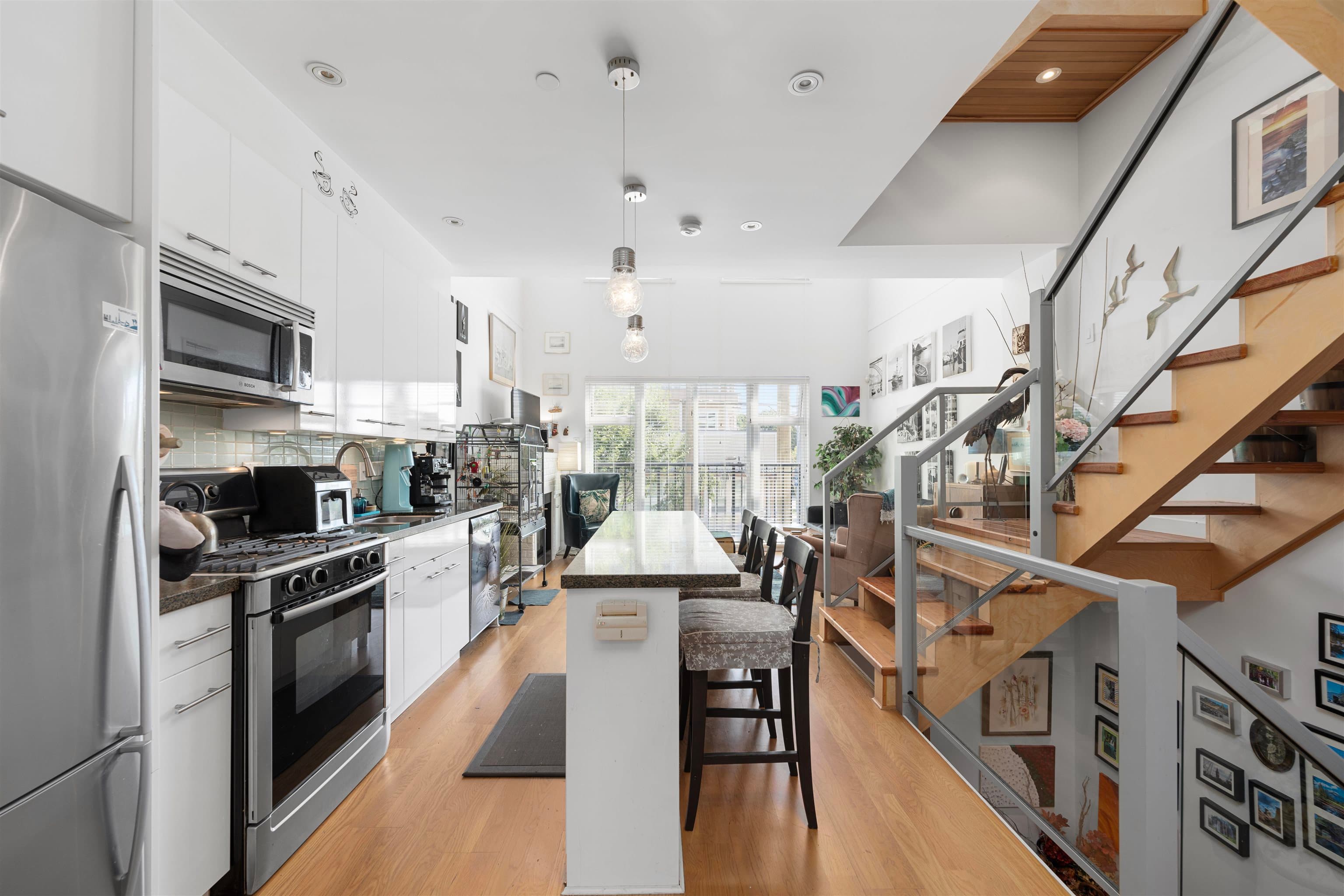 5 - 3993 Chatham Street, Richmond, V7E 2Z6 — photo 2