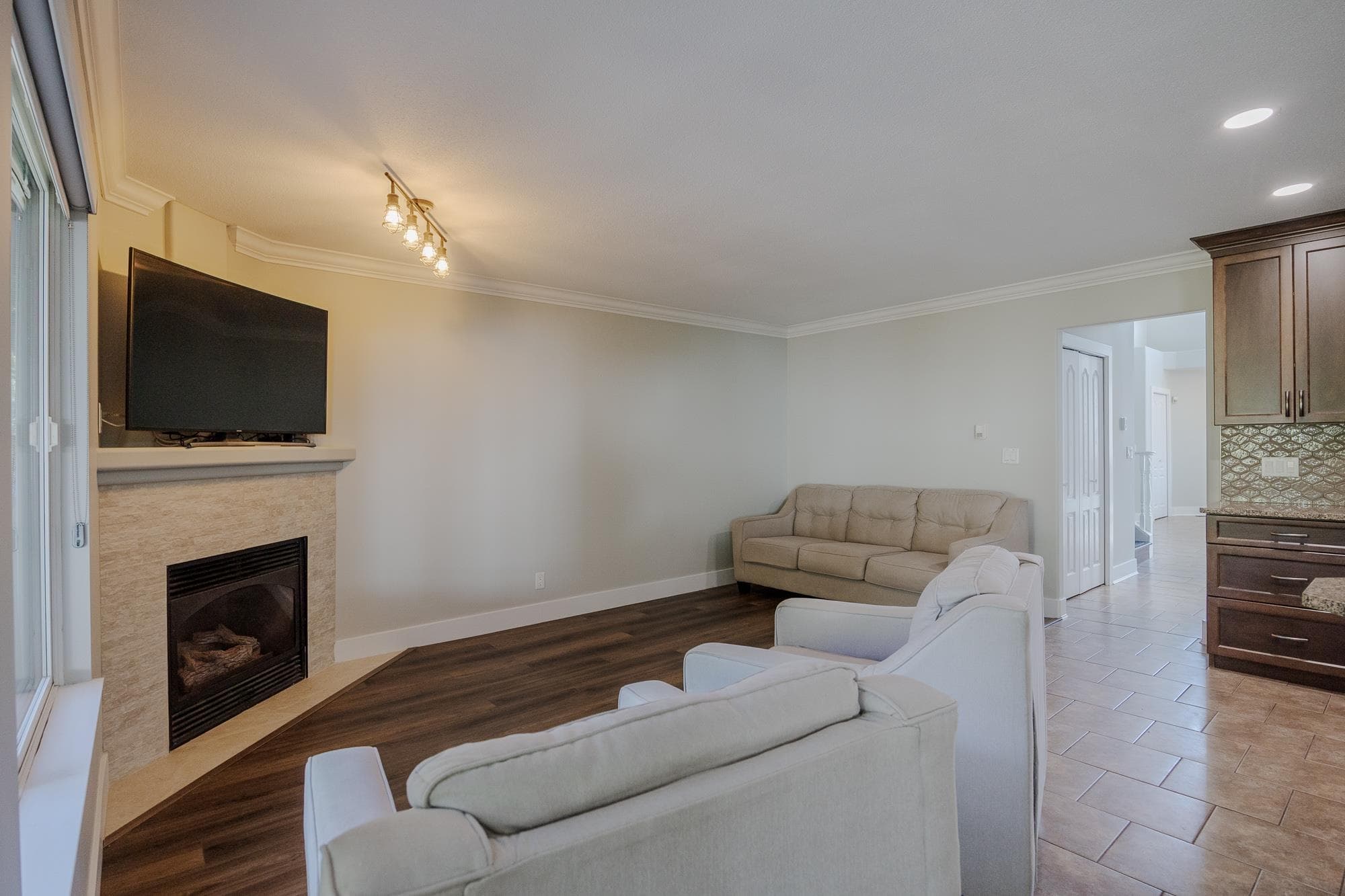 20763 91a Avenue, Langley, V1M 2P6 — photo 4