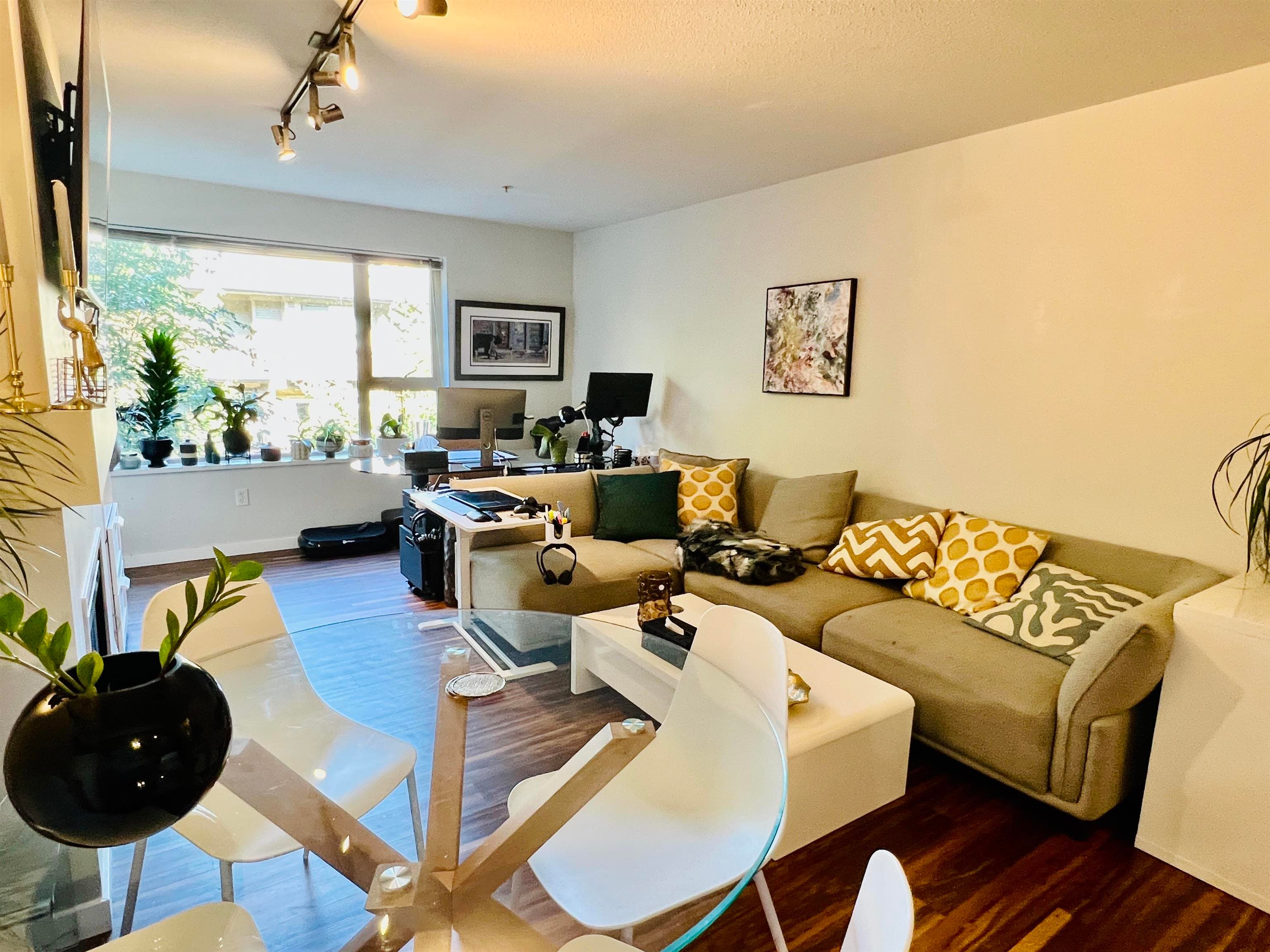 214 - 200 Klahanie Drive, Port Moody, V3H 5K7 — photo 3