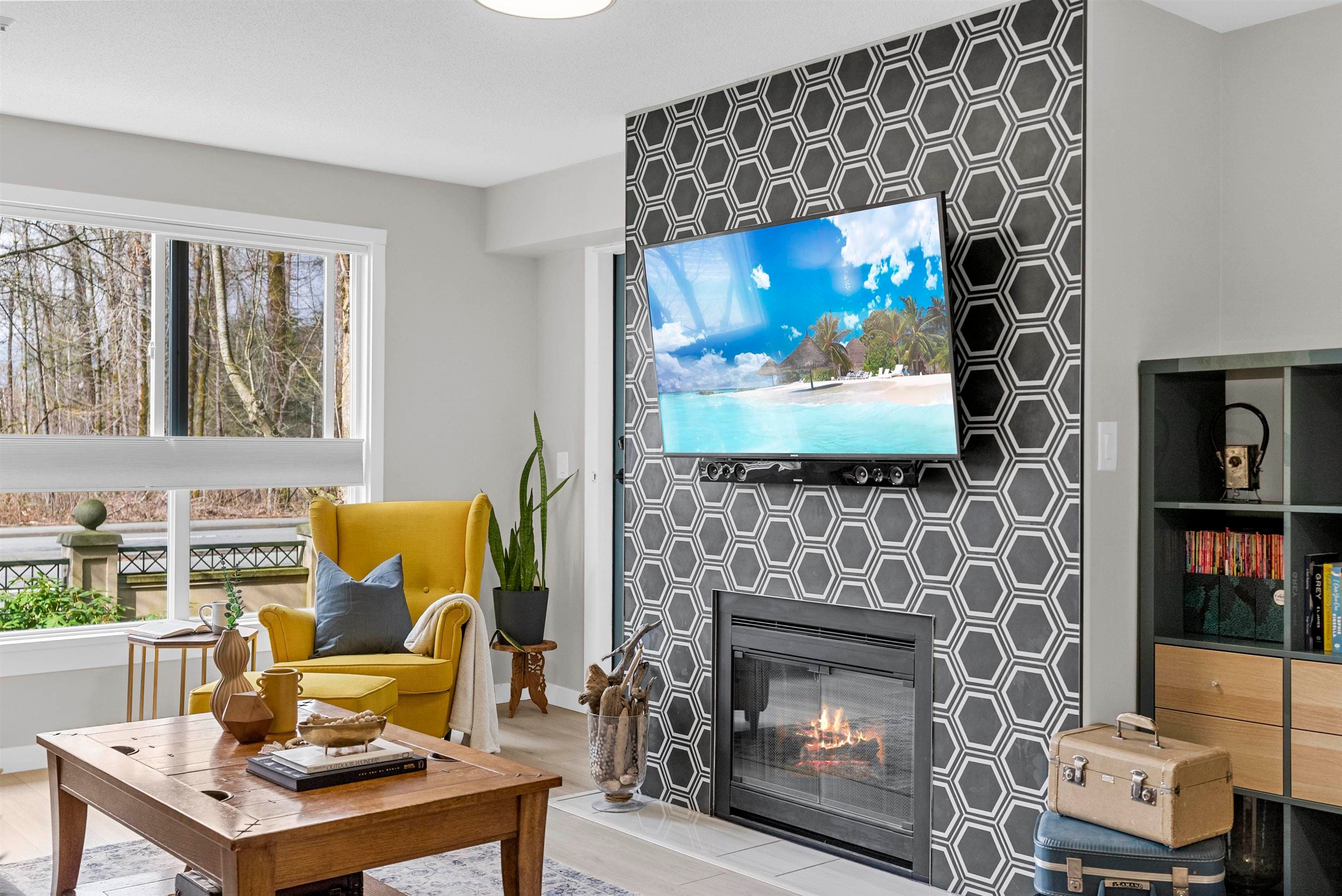 210 - 13860 70 Avenue, Surrey