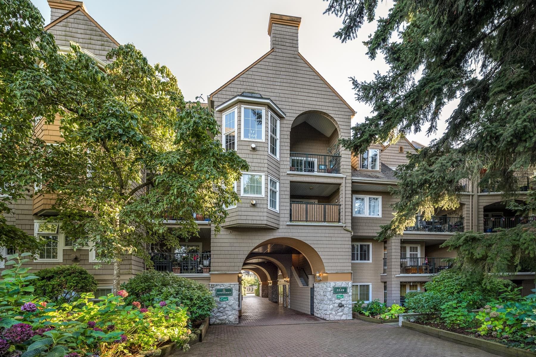 205 - 5518 14th Avenue, Delta, V4M 4E0 — photo 2