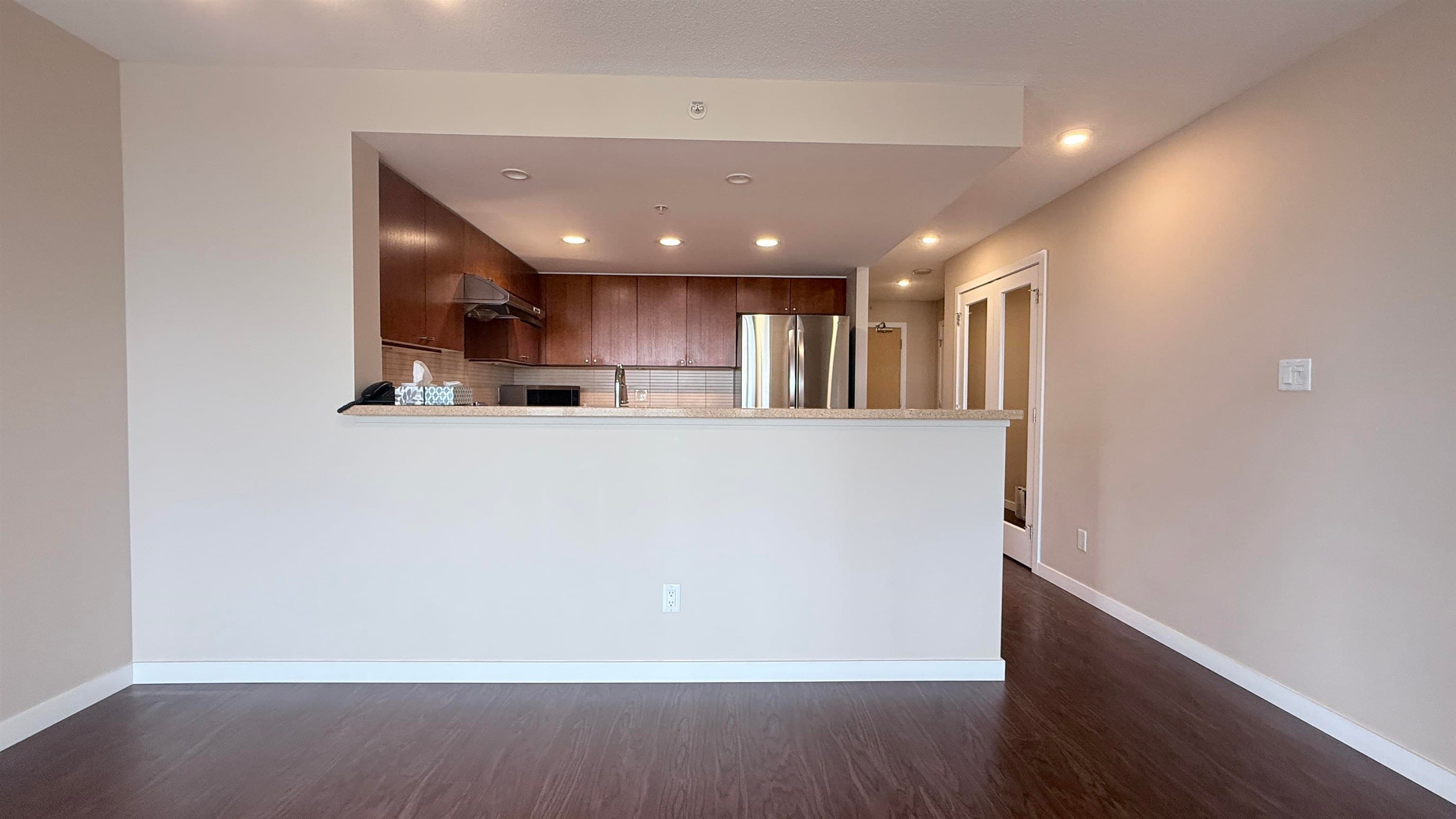 8120 Lansdowne Road, Richmond, V6X 0A1 — photo 2