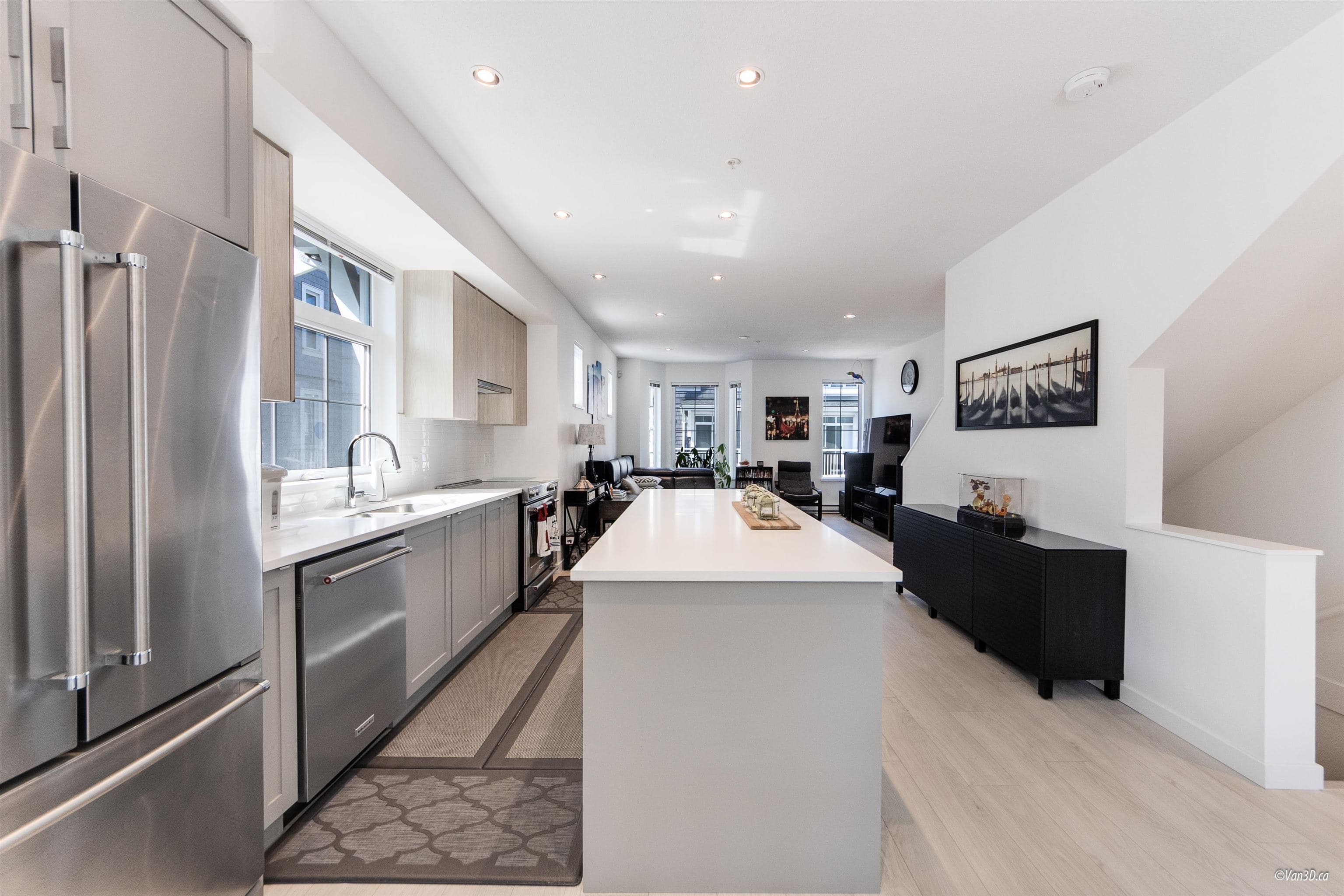 8 - 2560 Pitt River Road, Port Coquitlam, V3C 0G6 — photo 2