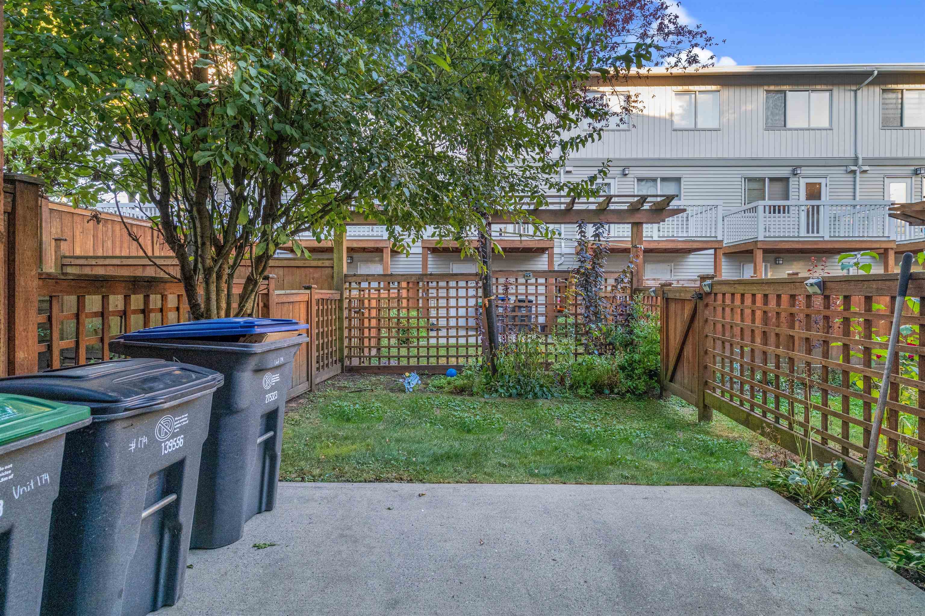 174 - 16177 83 Avenue, Surrey, V4N 5T3 — photo 3