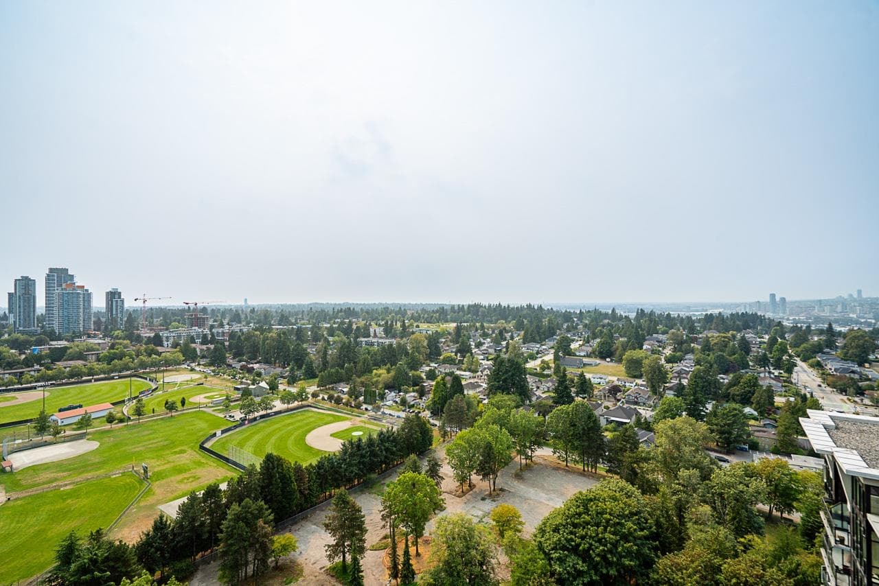 2507 - 10777 University Drive, Surrey, V3T 0E6 — photo 2