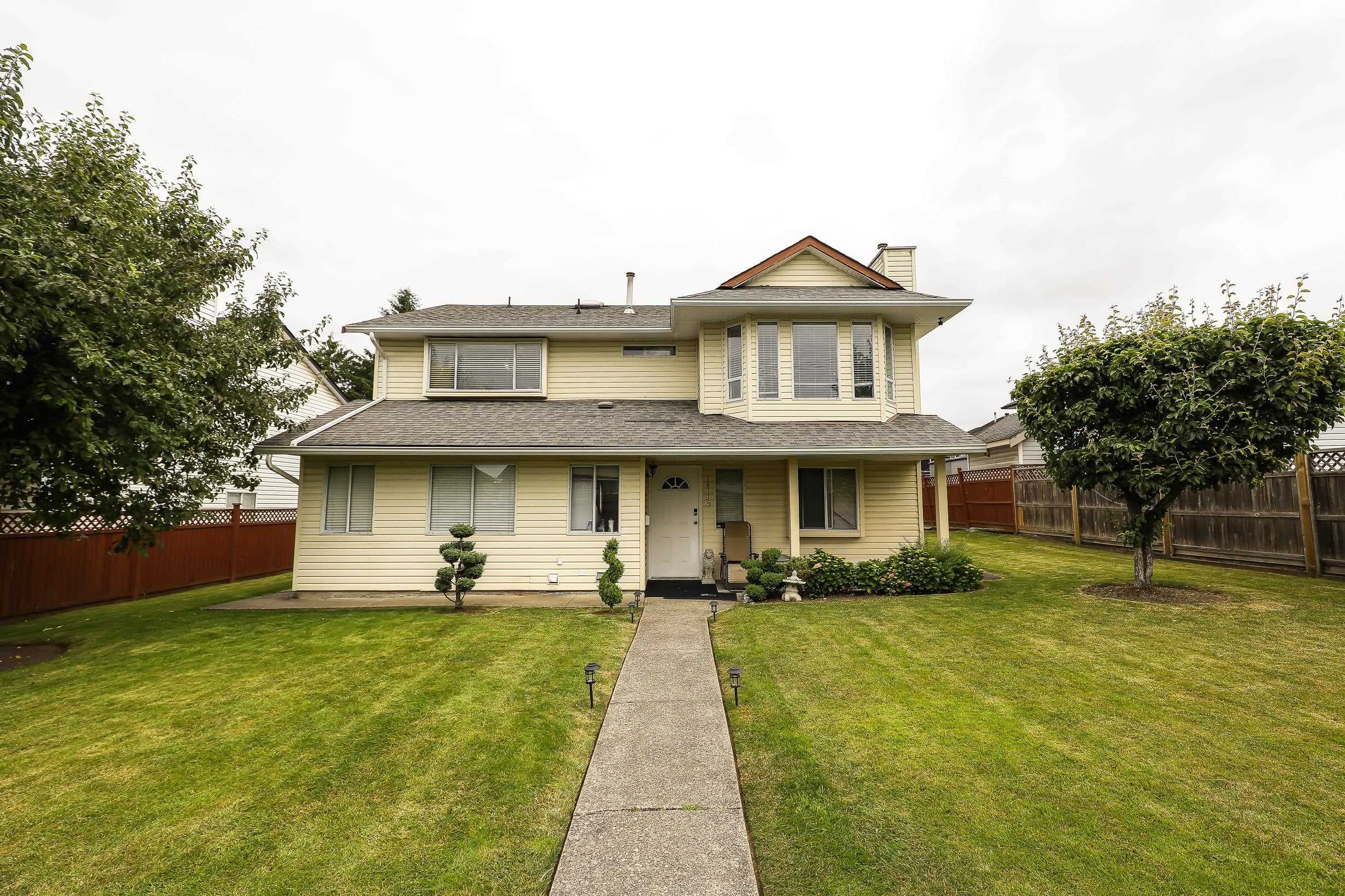 14115 88th Avenue, Surrey, V3W 3L5 — photo 2