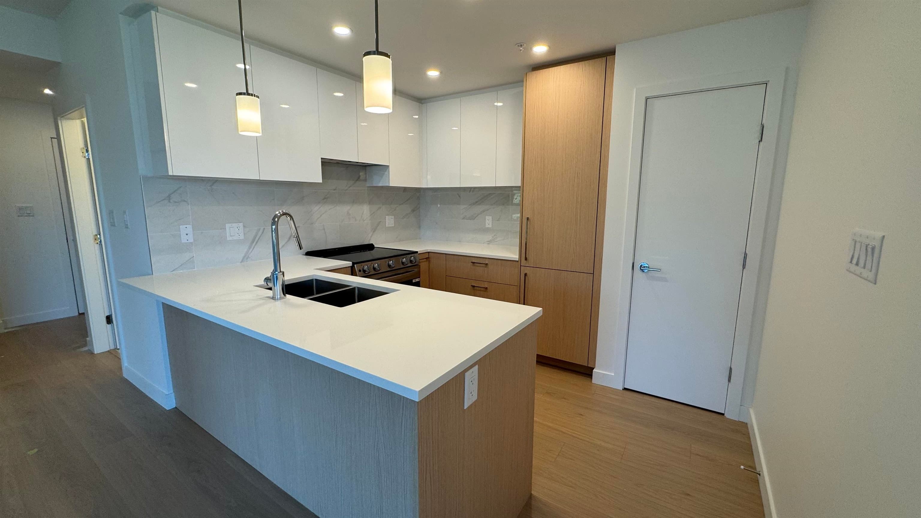 315 - 150 James Road, Port Moody, V3H 0N7 — photo 2
