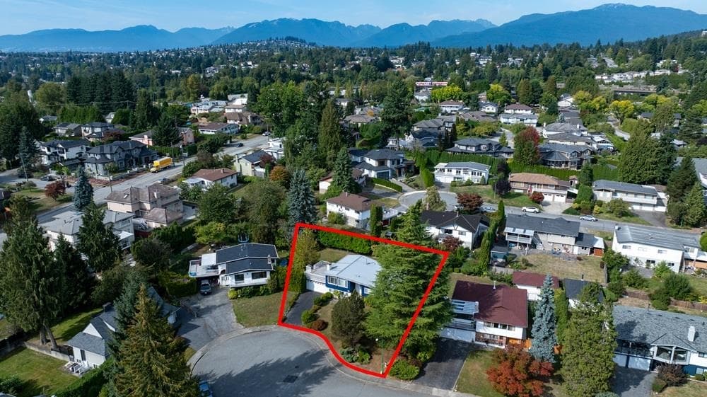 3345 Cardinal Drive, Burnaby, V5A 2T7 — photo 4