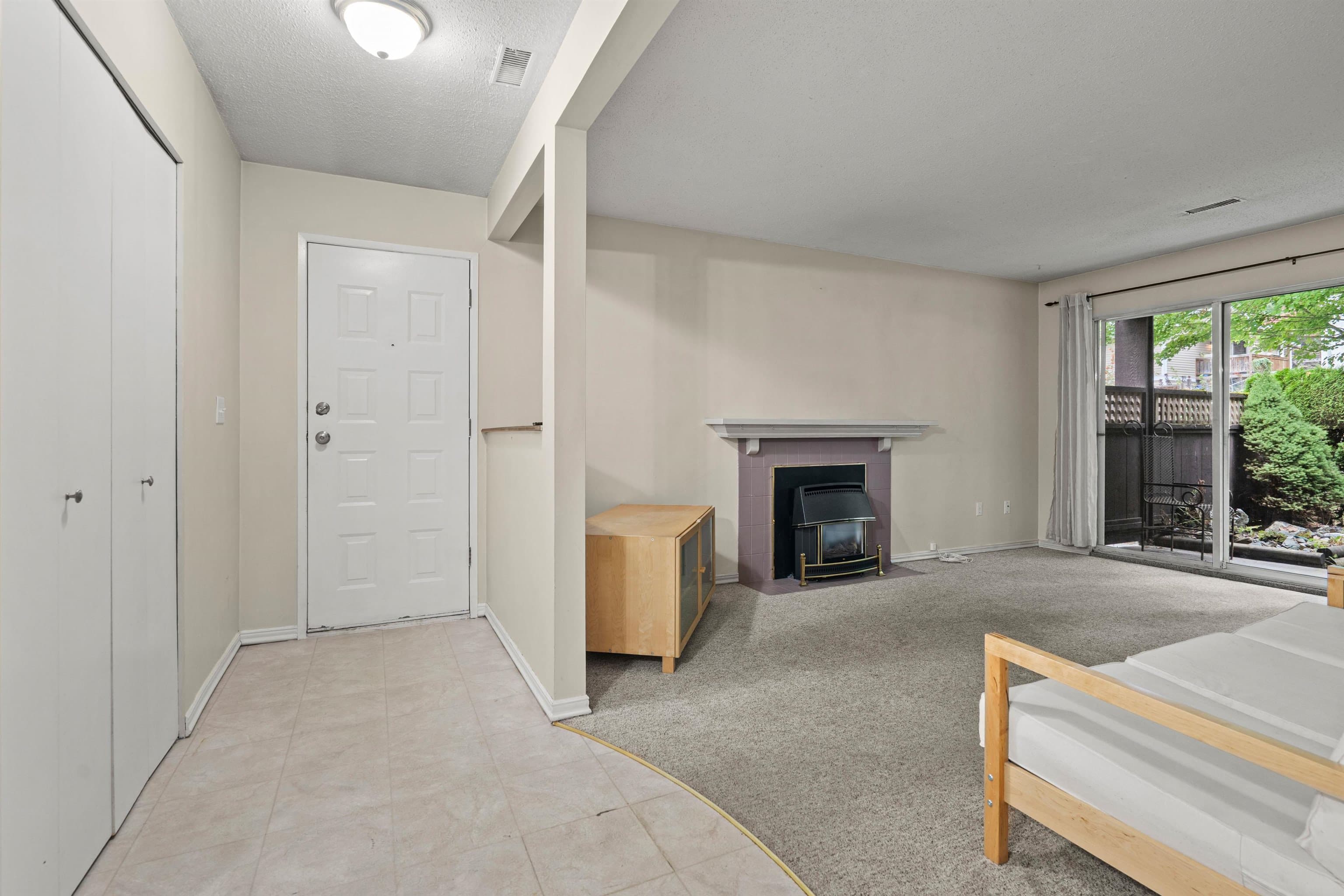 1012 - 34909 Old Yale Road, Abbotsford, V3G 2E7 — photo 2