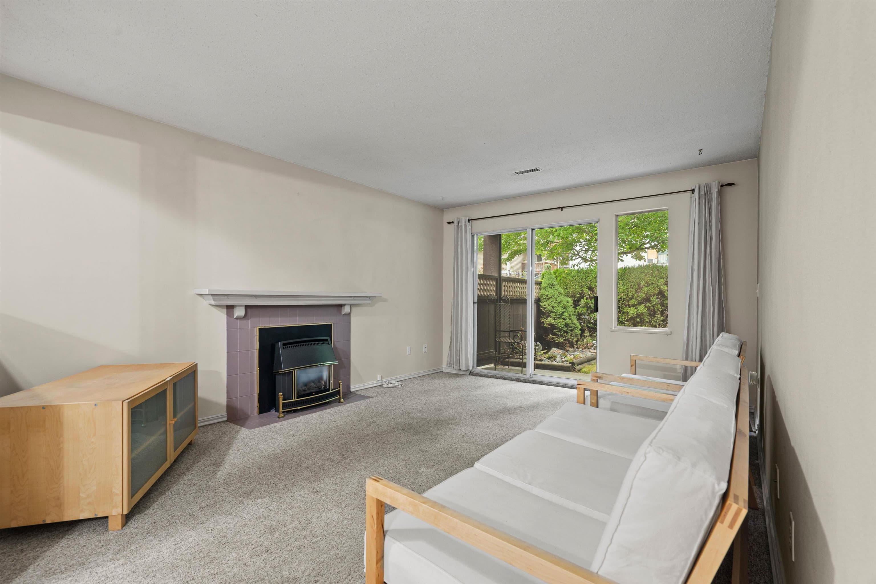 1012 - 34909 Old Yale Road, Abbotsford, V3G 2E7 — photo 4