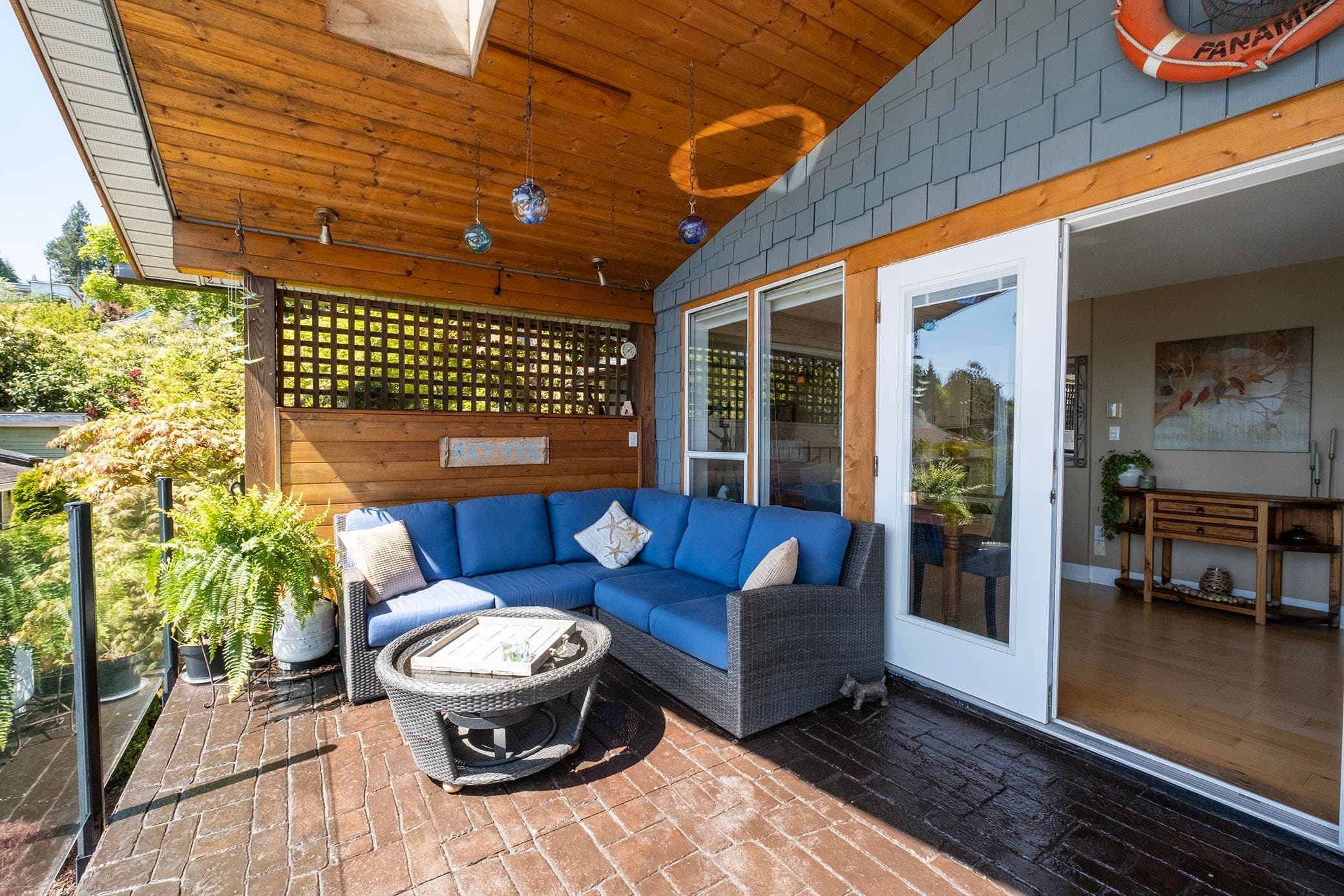 454 Central Avenue, Gibsons, V0N 1V1 — photo 4
