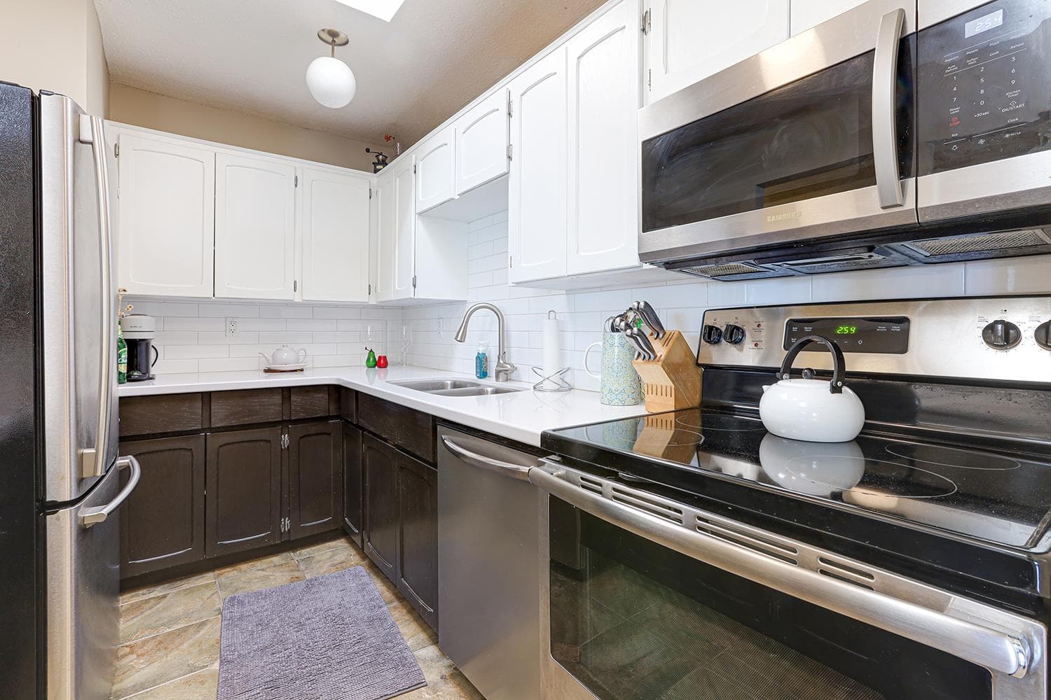 301 - 1354 Winter Street, White Rock, V4B 3Y1 — photo 2