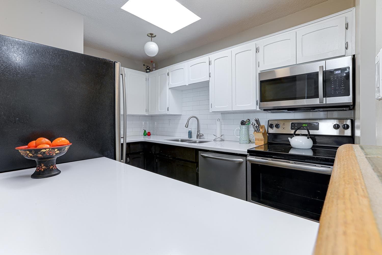 301 - 1354 Winter Street, White Rock, V4B 3Y1 — photo 4
