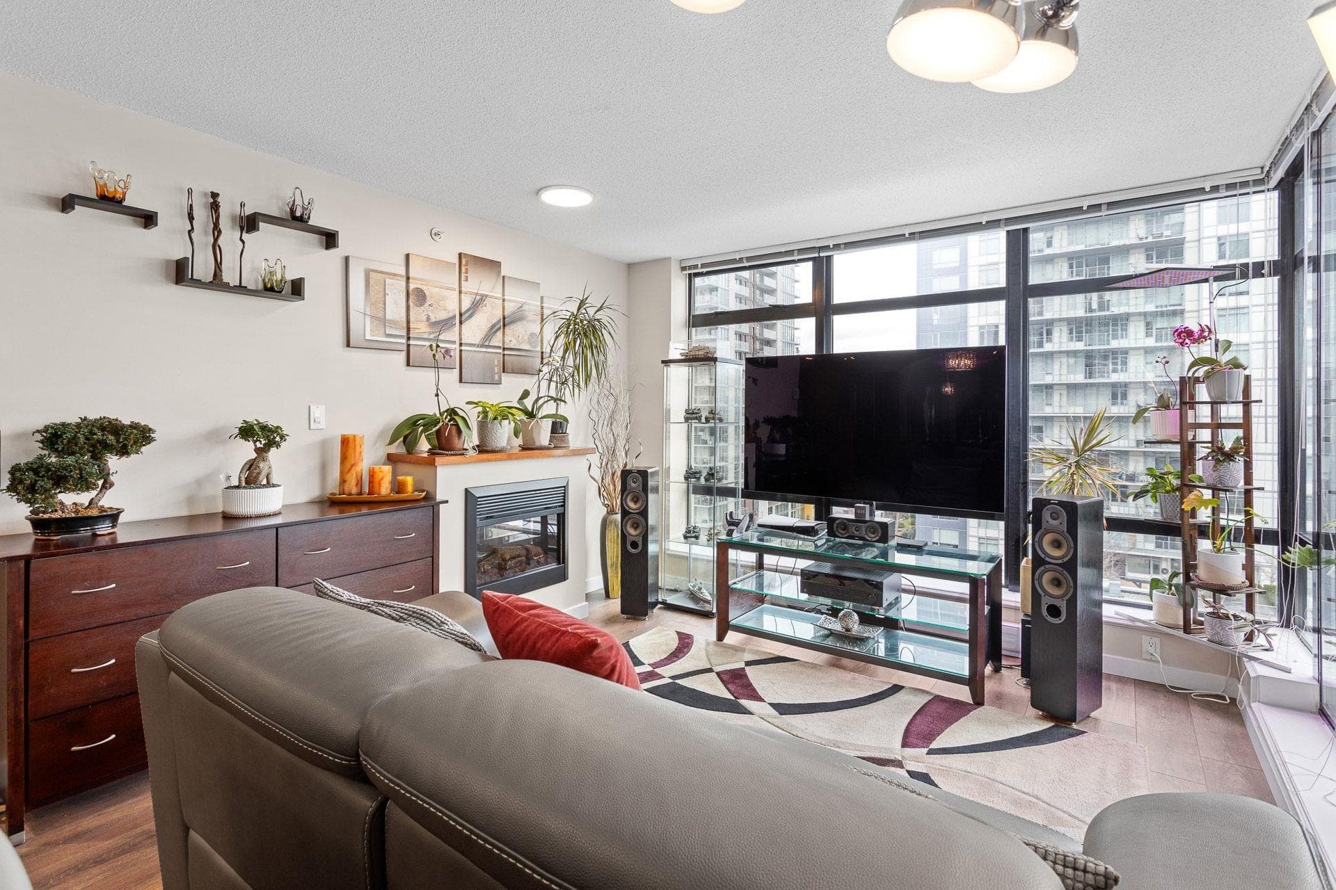 1106 - 610 Victoria Street, New Westminster, V3M 0A5 — photo 3